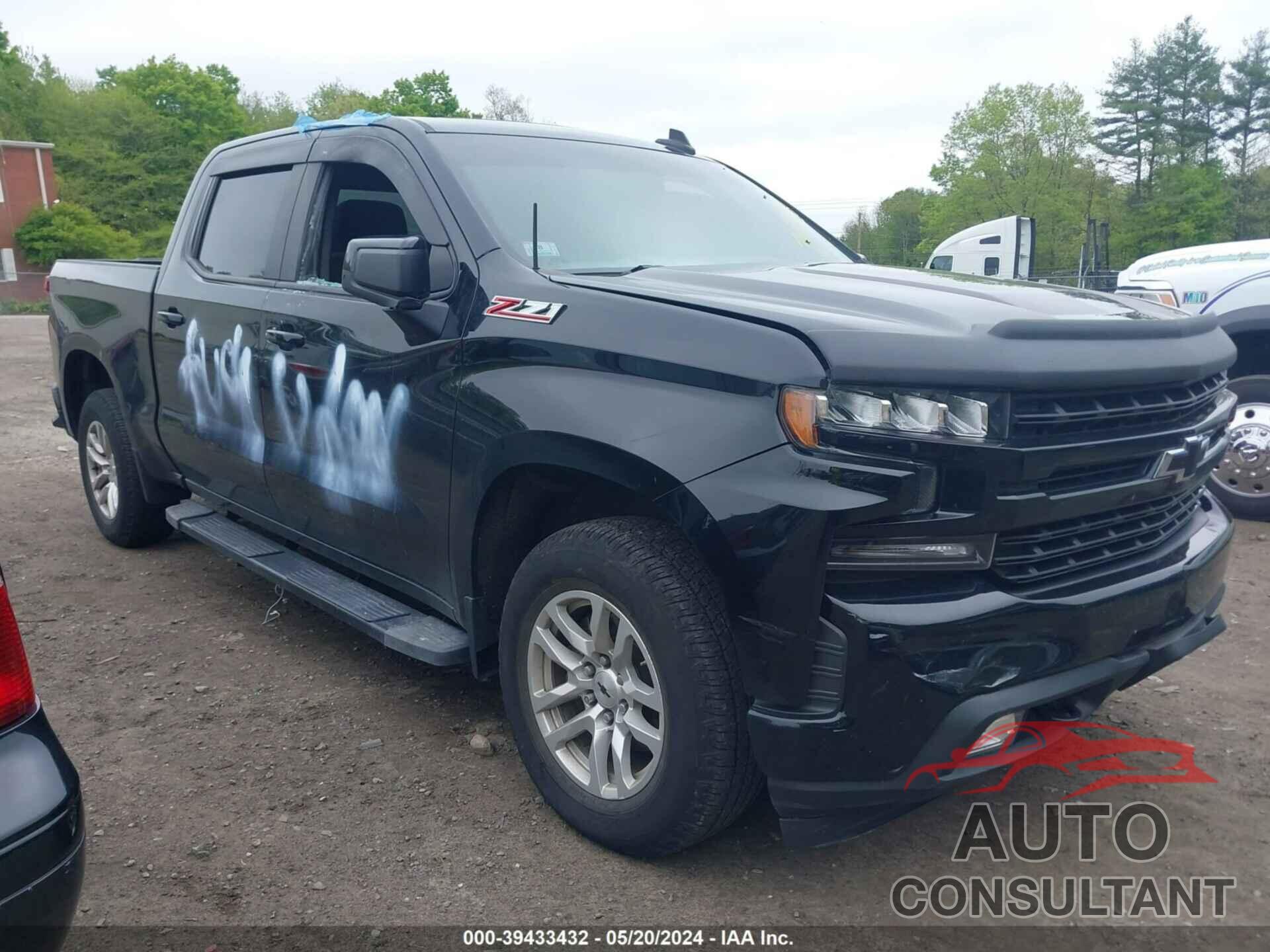 CHEVROLET SILVERADO 1500 2021 - 3GCUYEED2MG246455