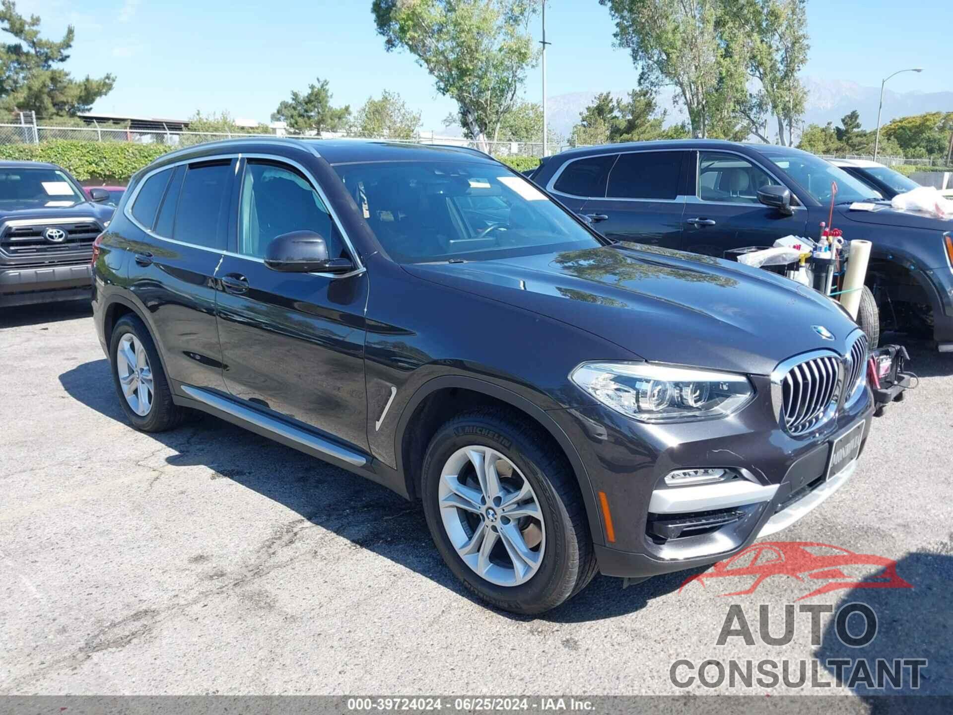 BMW X3 2019 - 5UXTR7C5XKLR48540