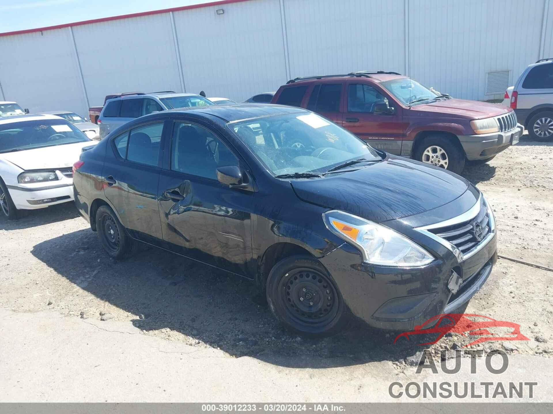 NISSAN VERSA 2017 - 3N1CN7AP6HL908604