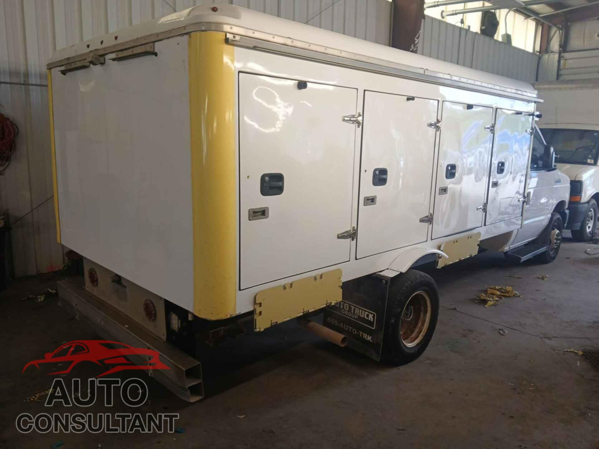 FORD ECONOLINE 2017 - 1FDXE4FS5HDC68624