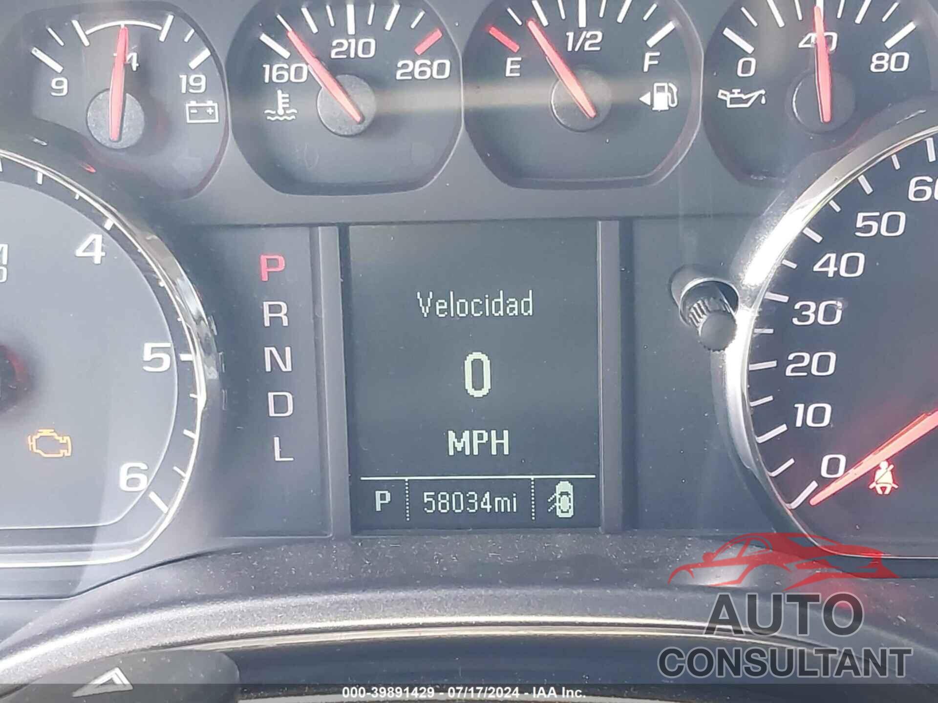 CHEVROLET SILVERADO 1500 2018 - 1GCRCPECXJZ366121