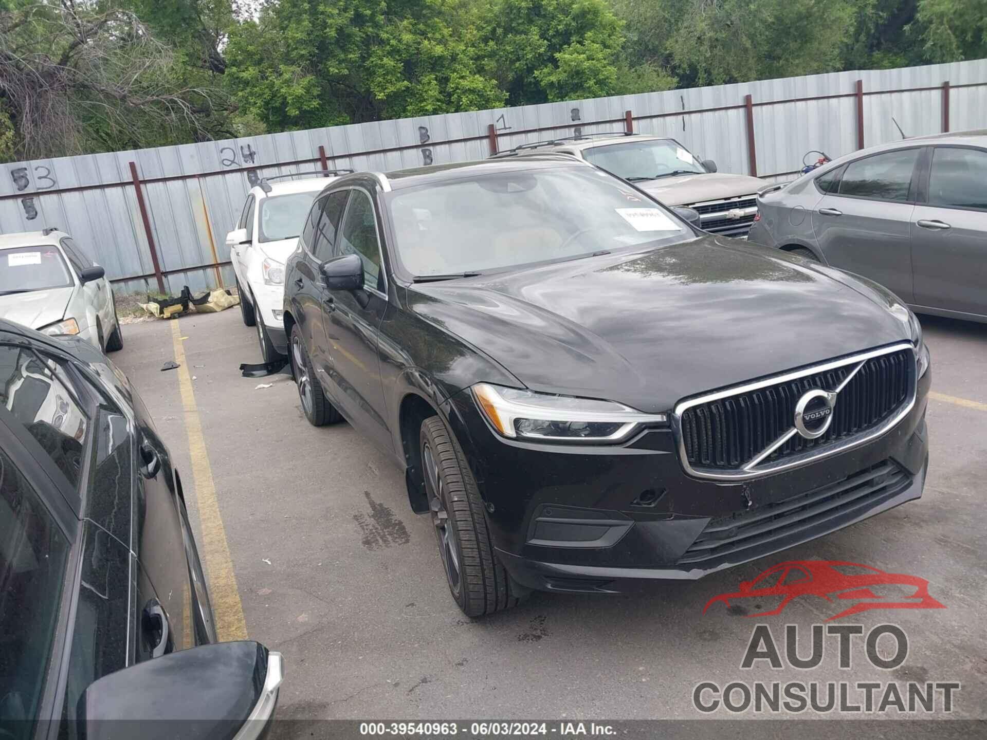 VOLVO XC60 2018 - YV4102RK4J1080349