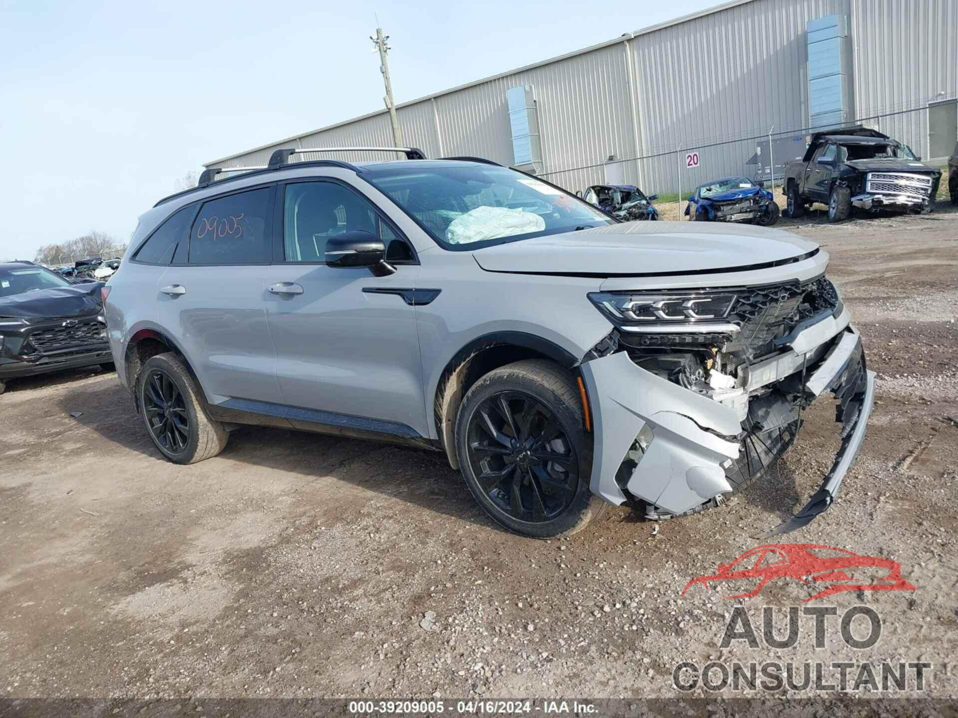 KIA SORENTO 2022 - 5XYRKDLF8NG132014