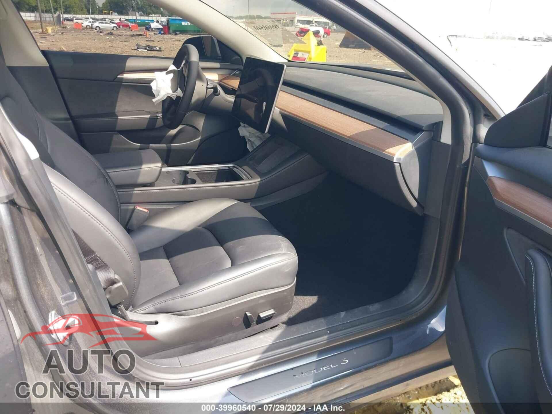 TESLA MODEL 3 2023 - 5YJ3E1EA1PF700899