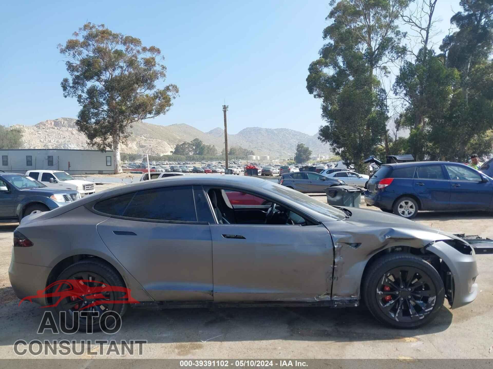 TESLA MODEL S 2019 - 5YJSA1E28KF299781