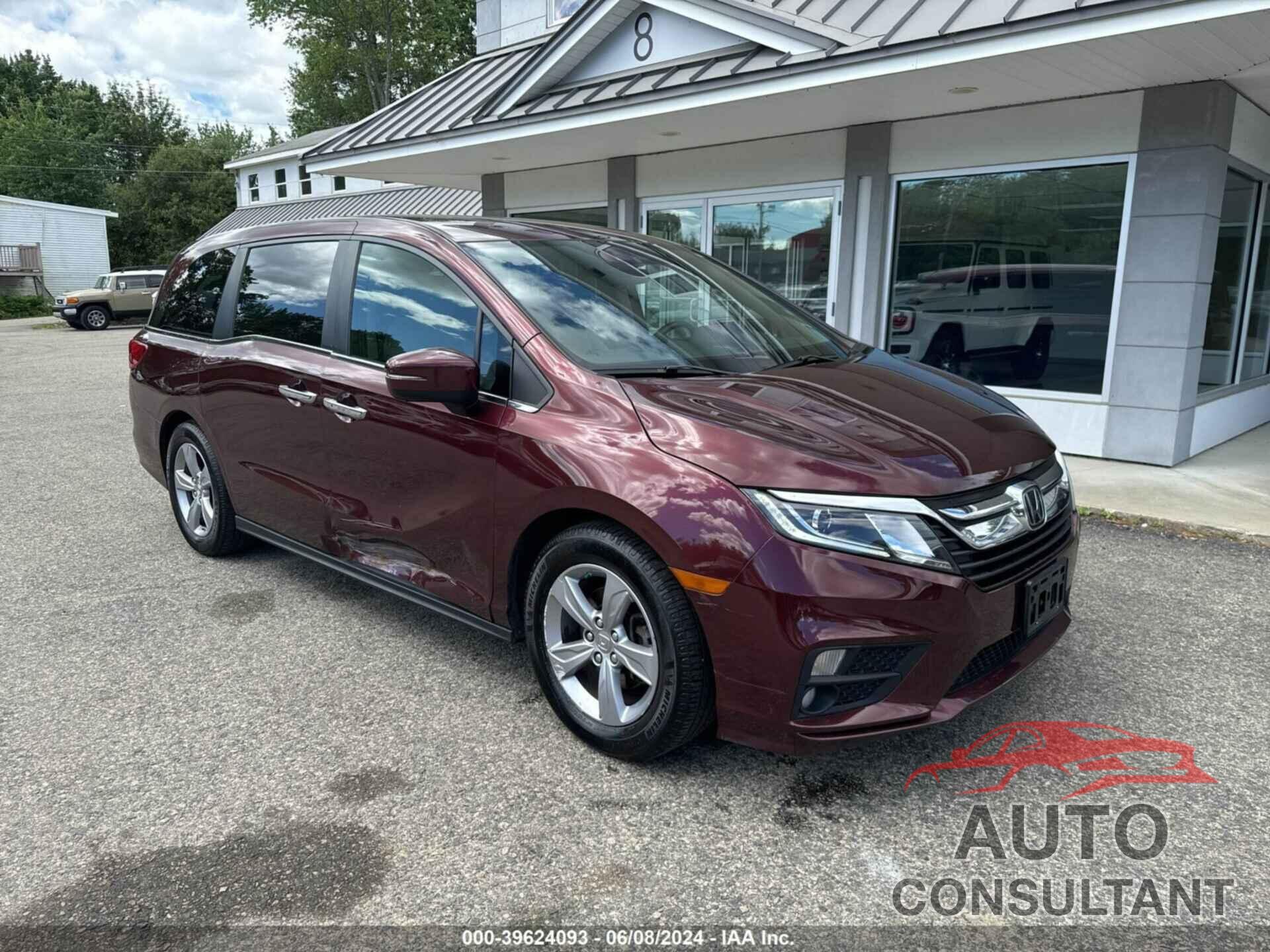 HONDA ODYSSEY 2018 - 5FNRL6H56JB040782