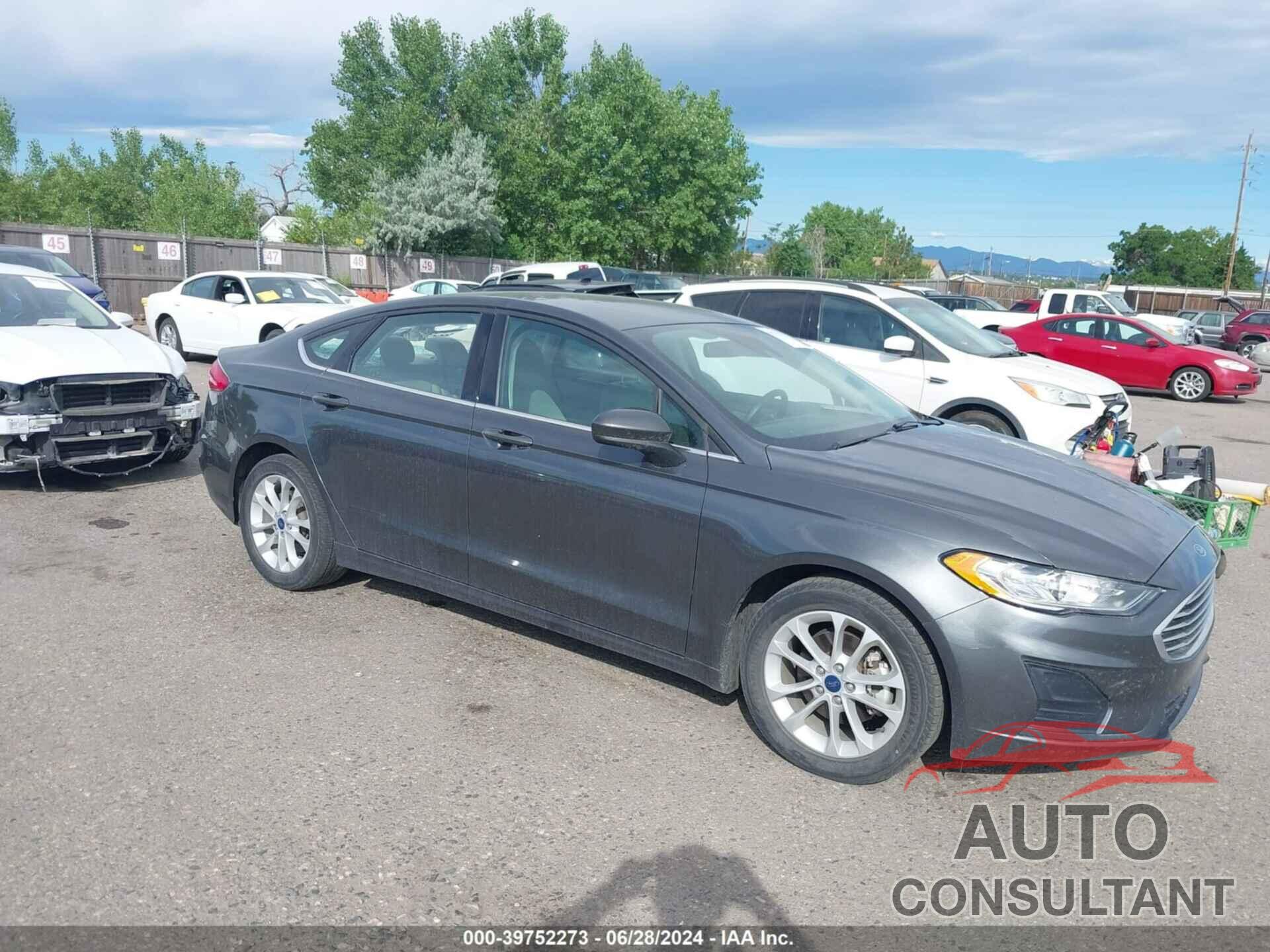 FORD FUSION 2019 - 3FA6P0H71KR278373