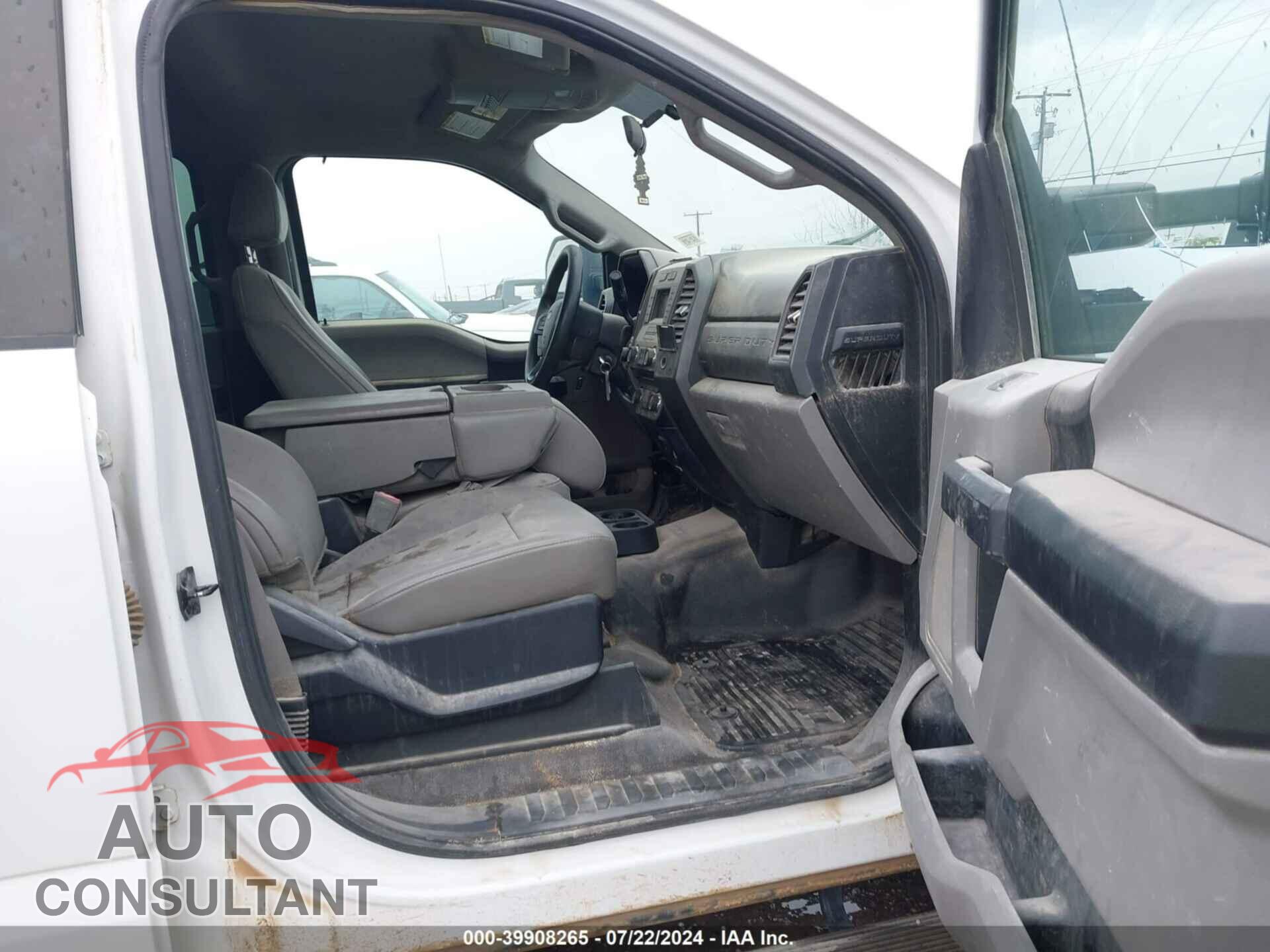 FORD F-250 2017 - 1FT7W2B62HEF11136