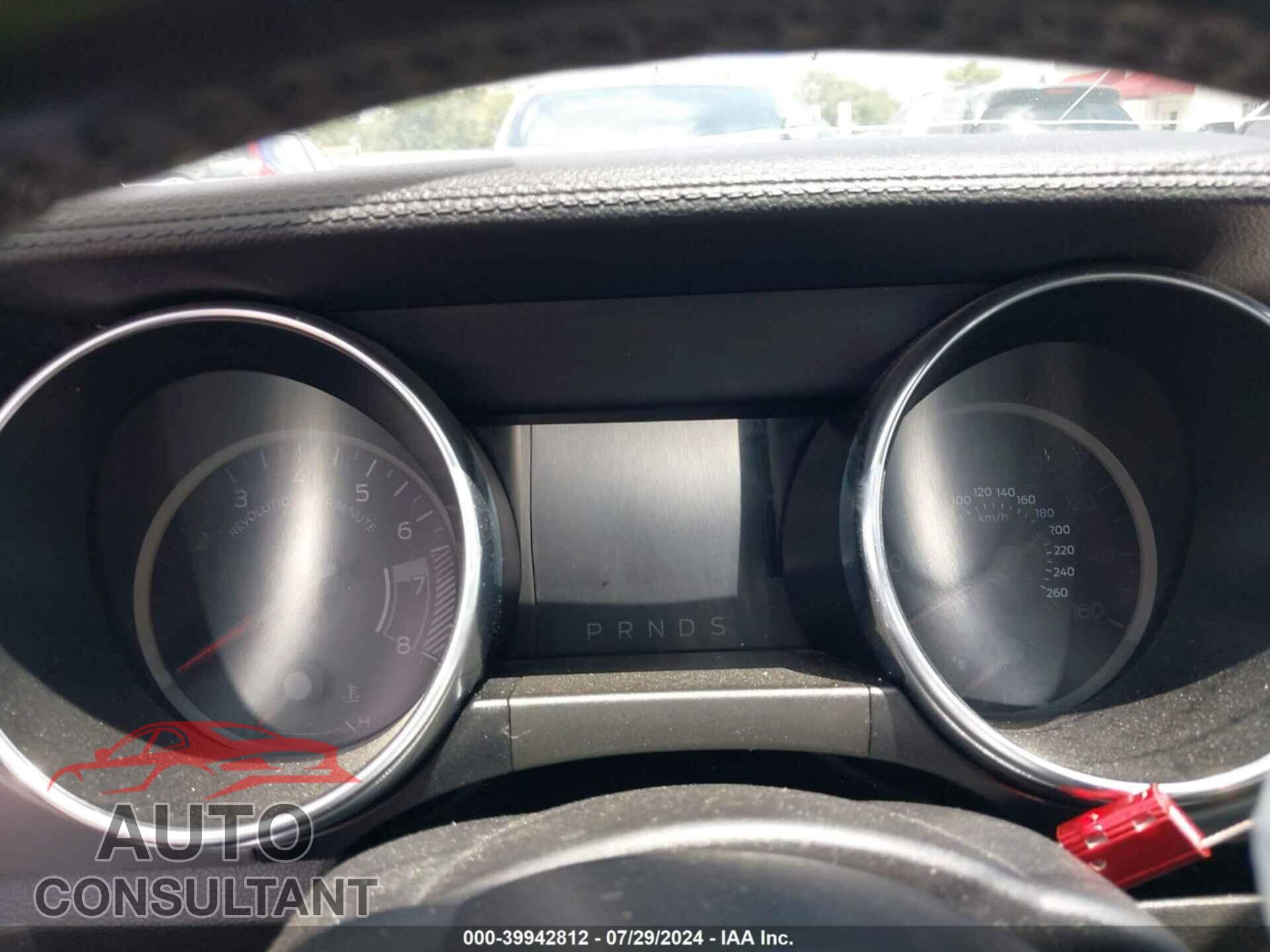 FORD MUSTANG 2018 - 1FATP8UH4J5154972