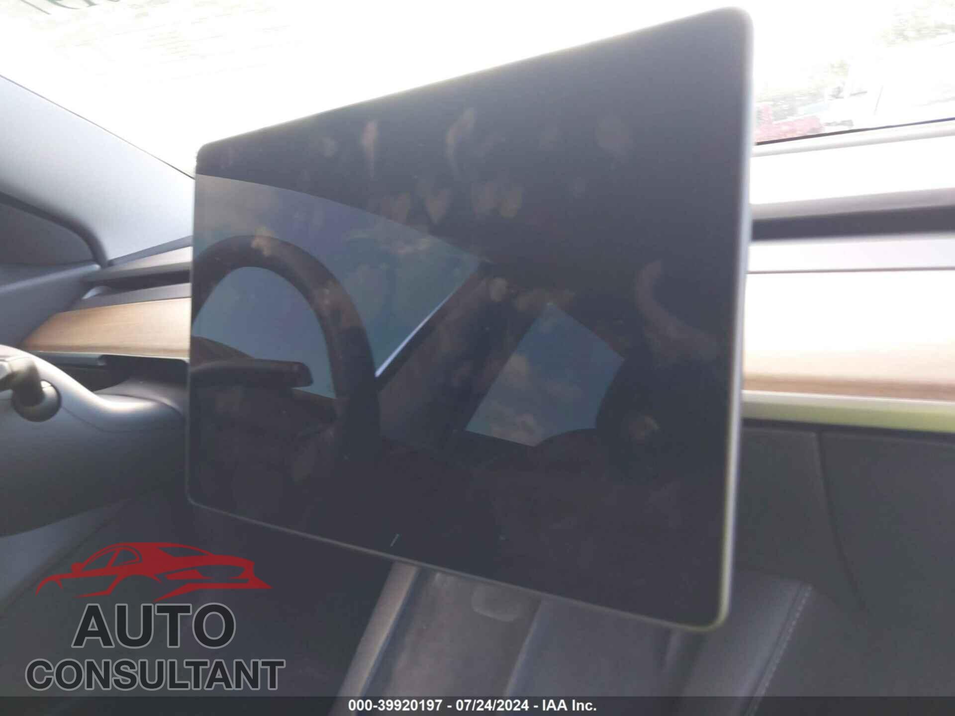 TESLA MODEL 3 2021 - 5YJ3E1EA2MF923447