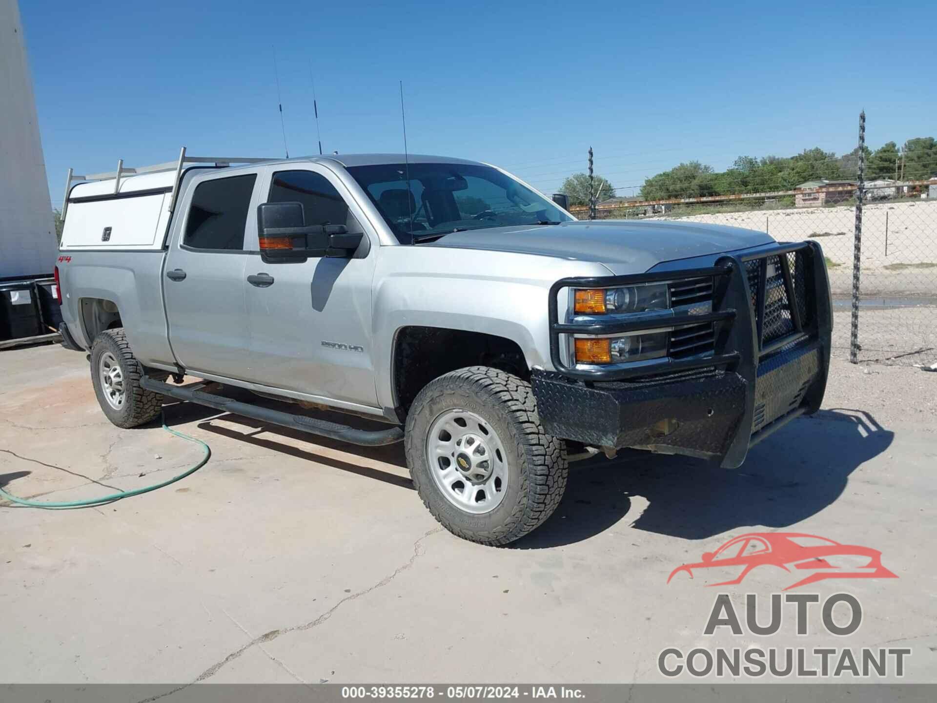 CHEVROLET SILVERADO 2500HD 2018 - 1GC1KUEG3JF277624