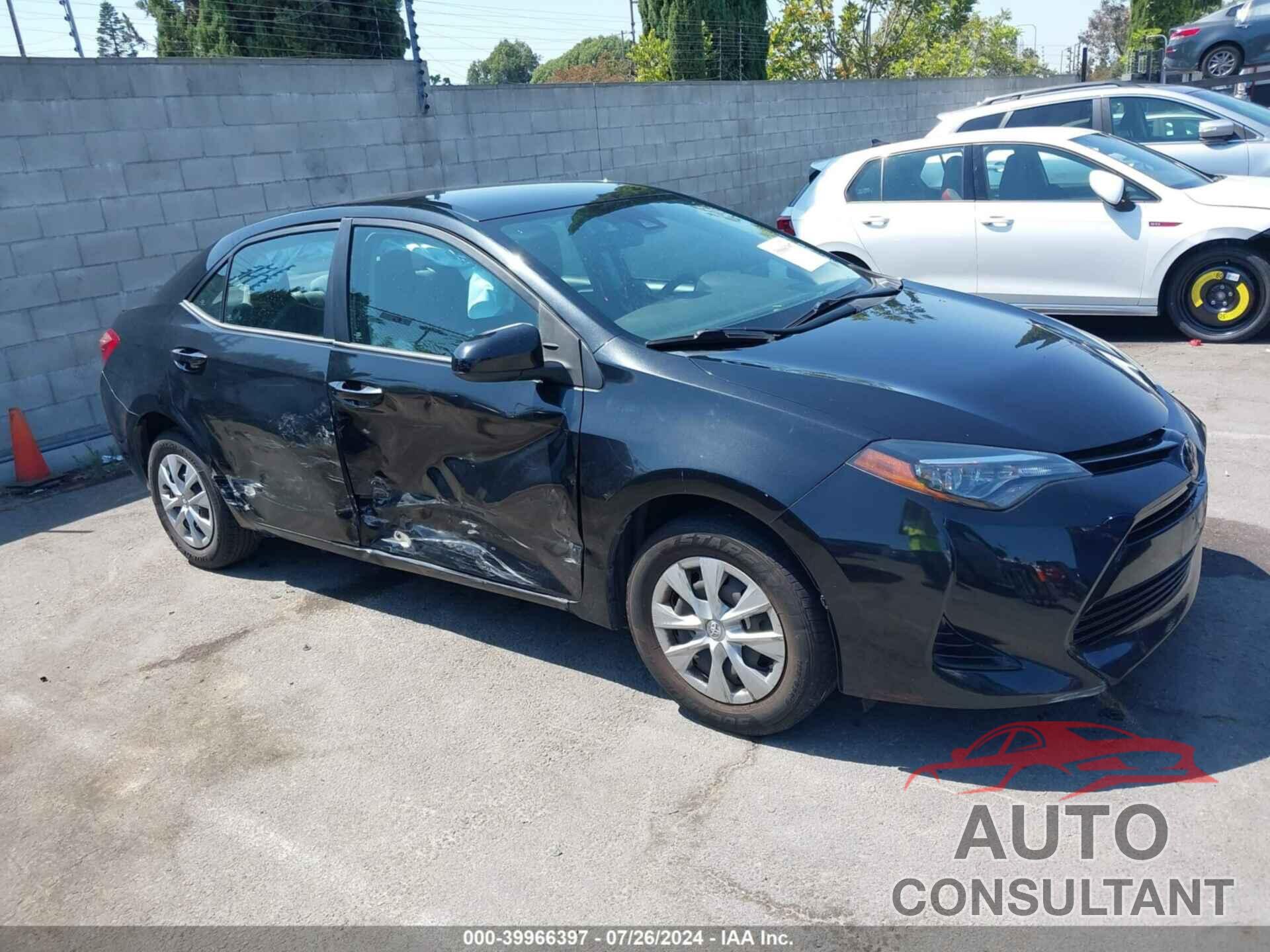 TOYOTA COROLLA 2017 - 5YFBURHEXHP683487