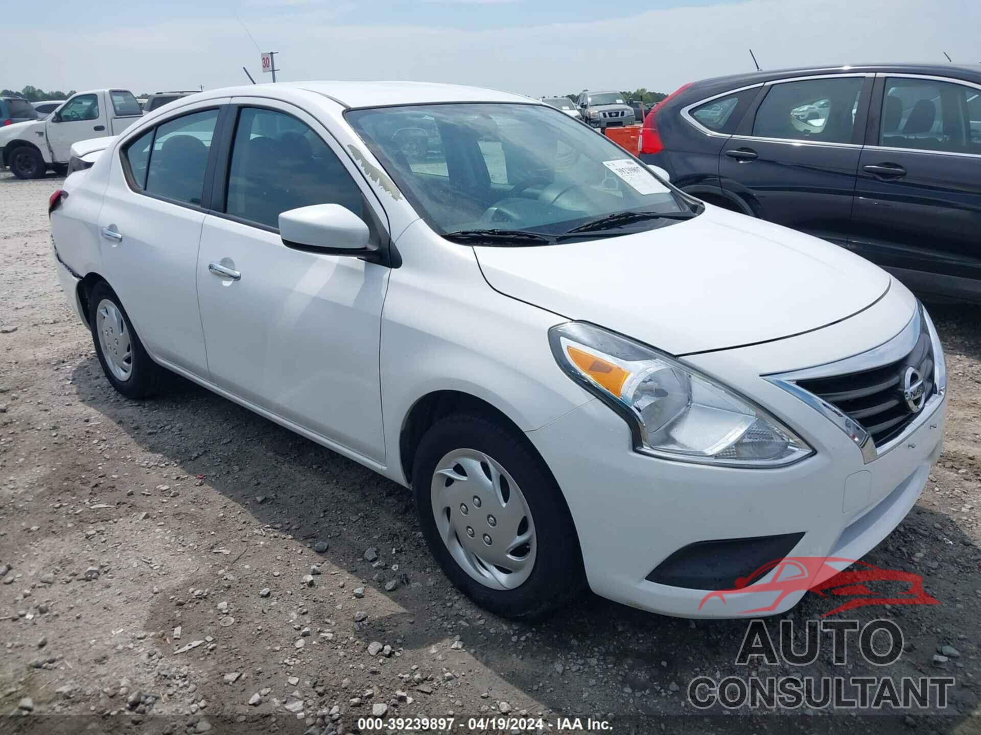 NISSAN VERSA 2017 - 3N1CN7AP1HL878802