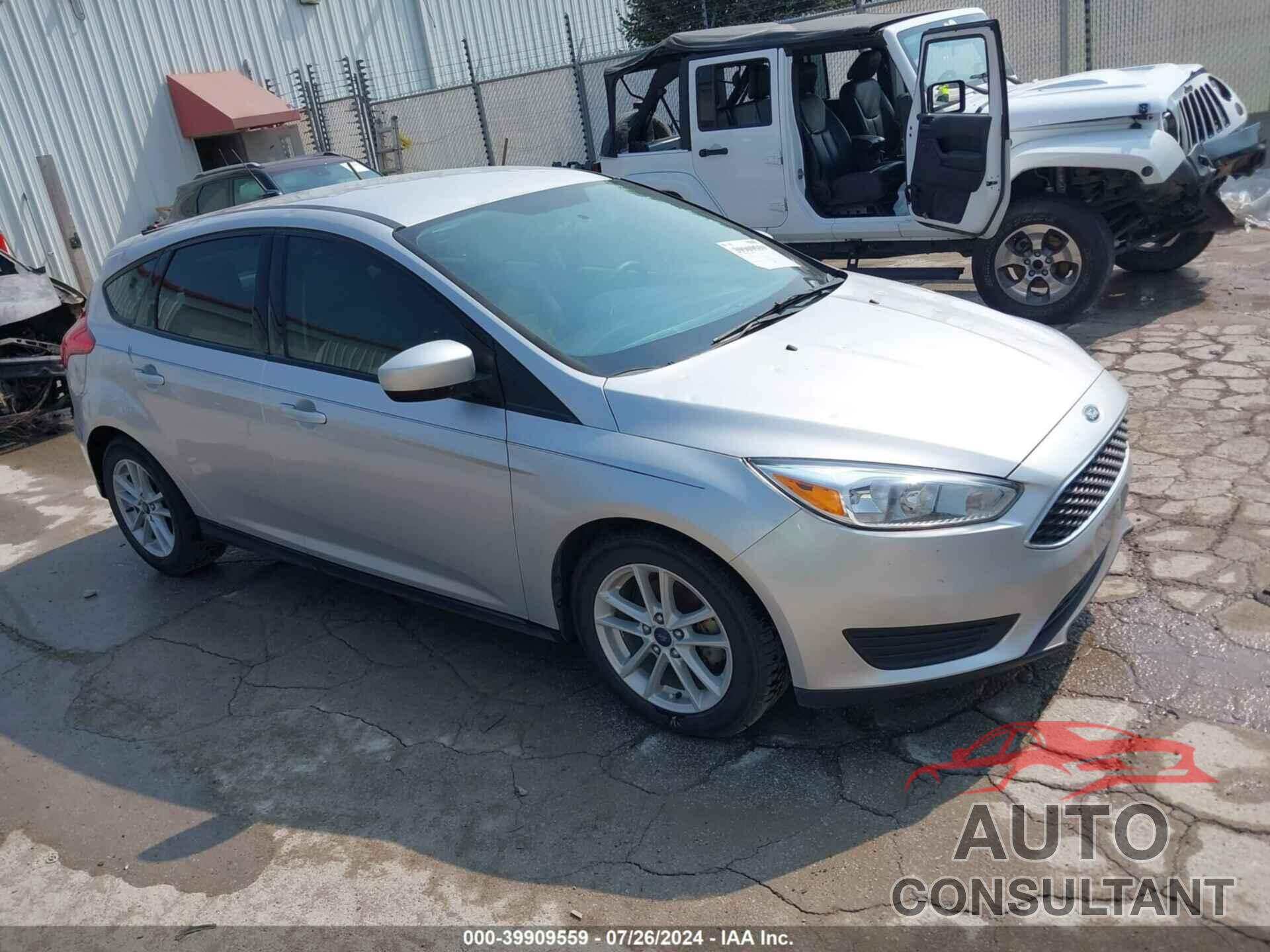 FORD FOCUS 2018 - 1FADP3K27JL204619