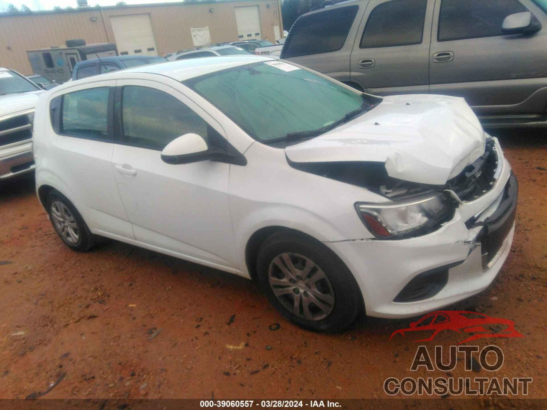 CHEVROLET SONIC 2017 - 1G1JG6SHXH4174161