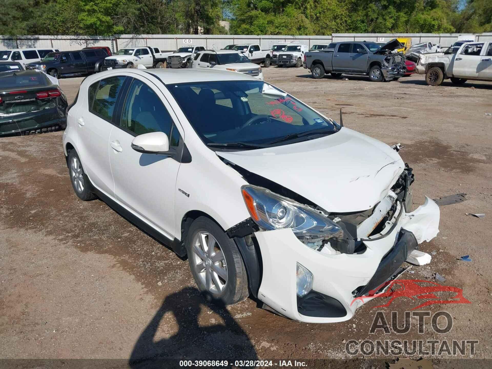 TOYOTA PRIUS C 2017 - JTDKDTB39H1596687