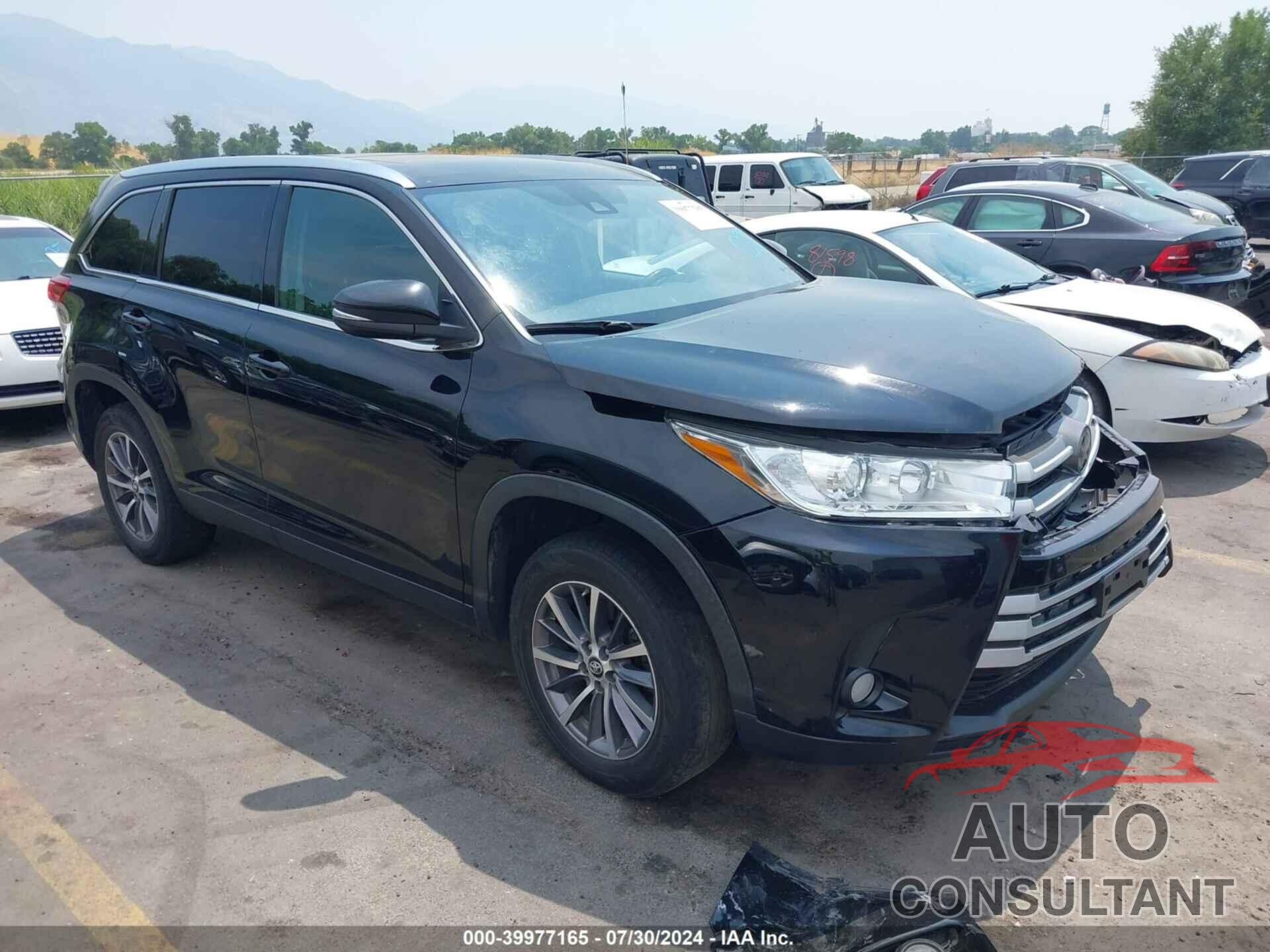 TOYOTA HIGHLANDER 2019 - 5TDKZRFH1KS561694