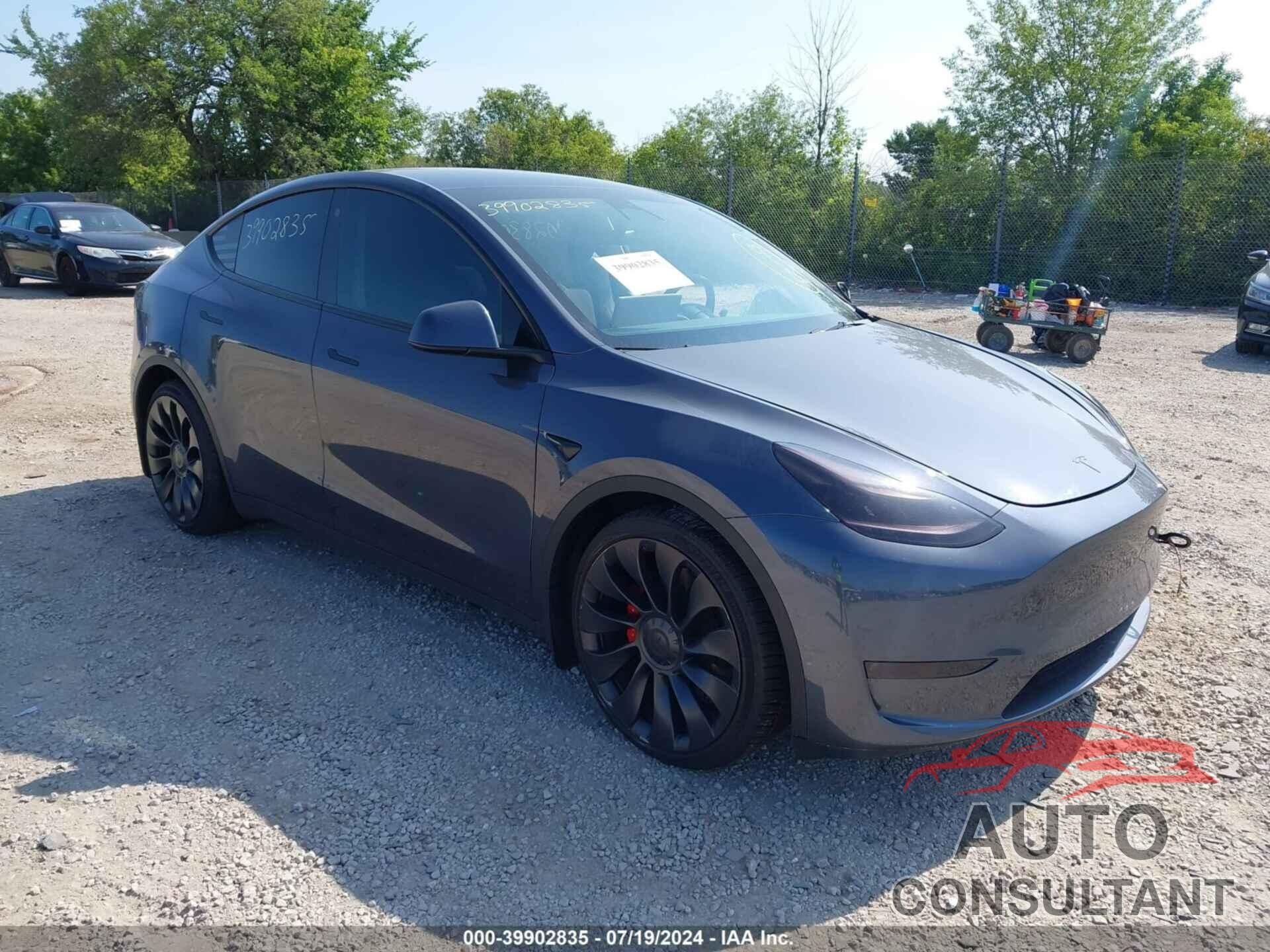 TESLA MODEL Y 2023 - 7SAYGDEF1PF709943