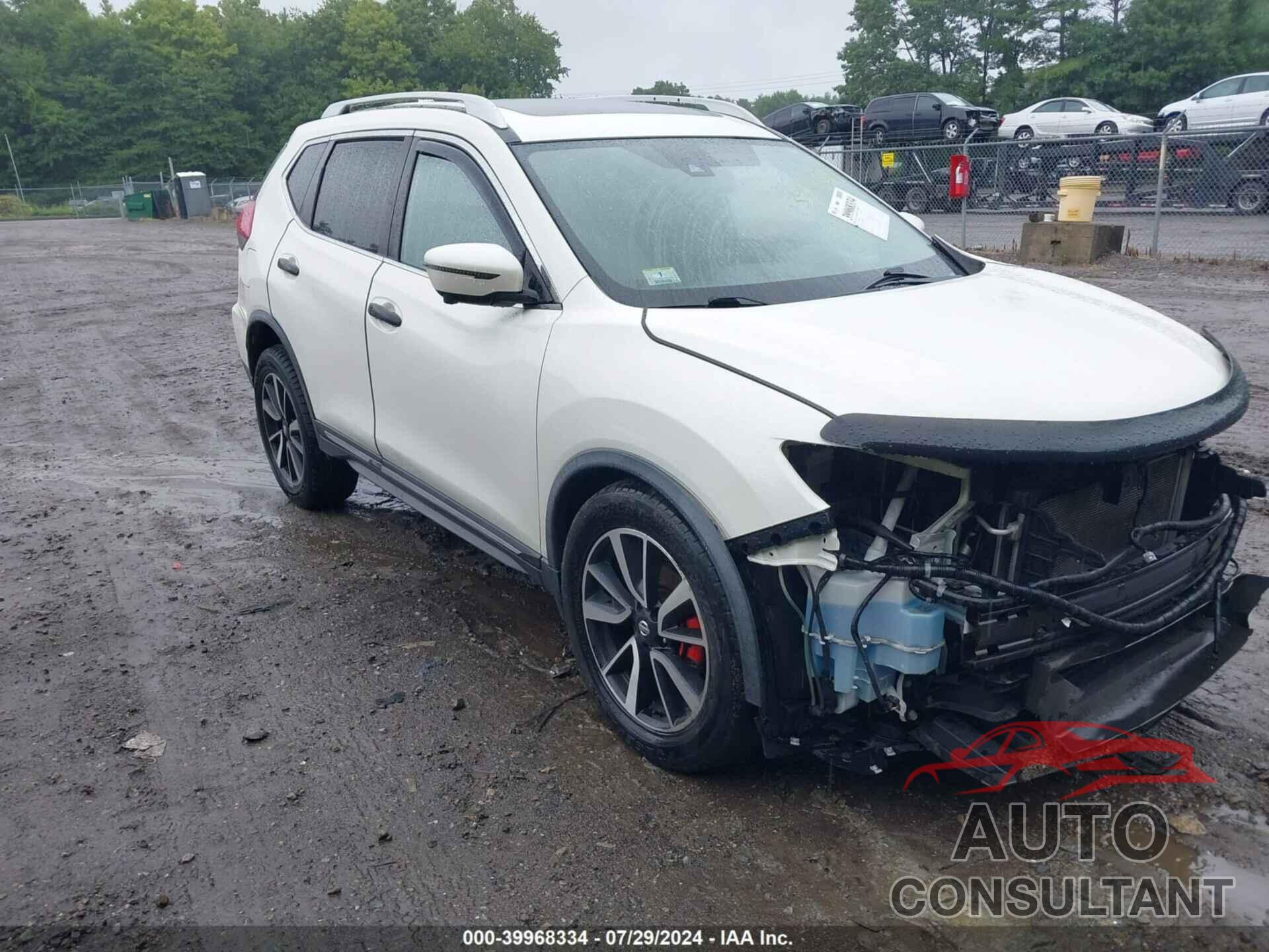 NISSAN ROGUE 2018 - JN8AT2MV4JW316002