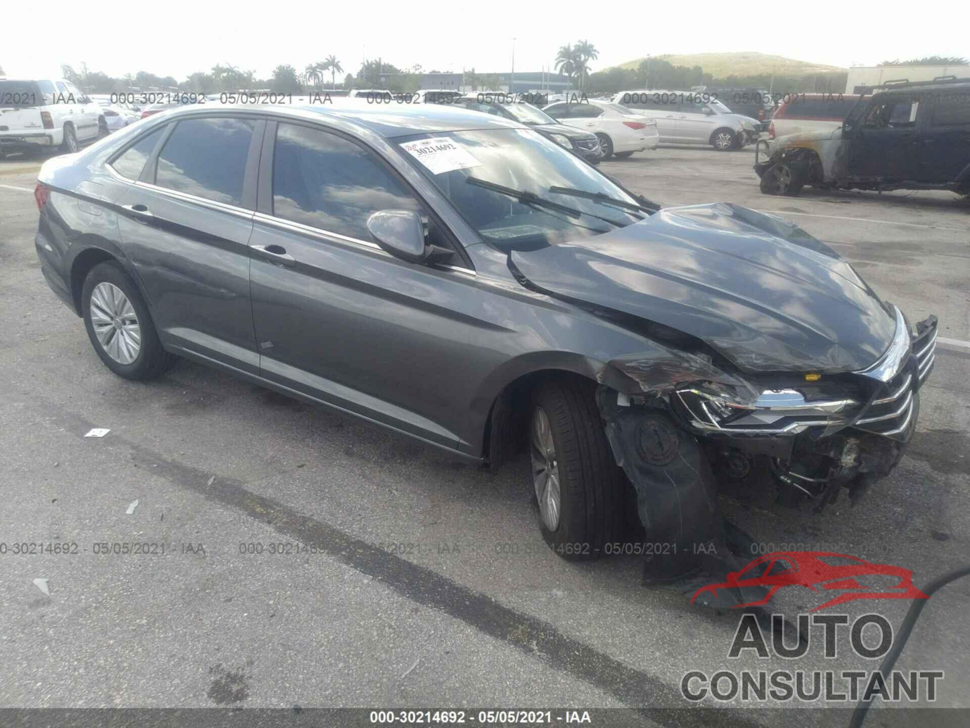 VOLKSWAGEN JETTA 2019 - 3VWC57BU4KM039758