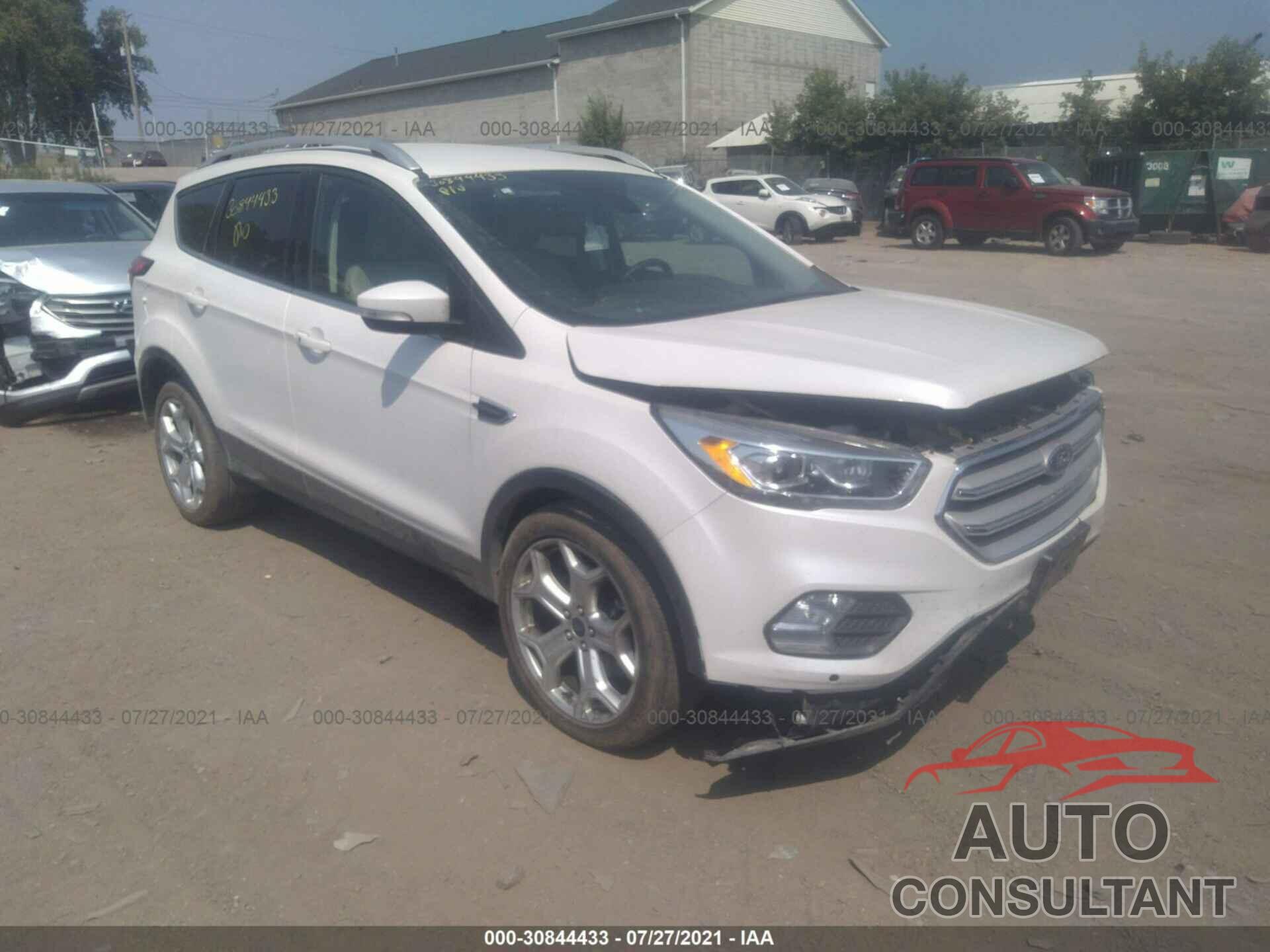 FORD ESCAPE 2019 - 1FMCU9J97KUC09035
