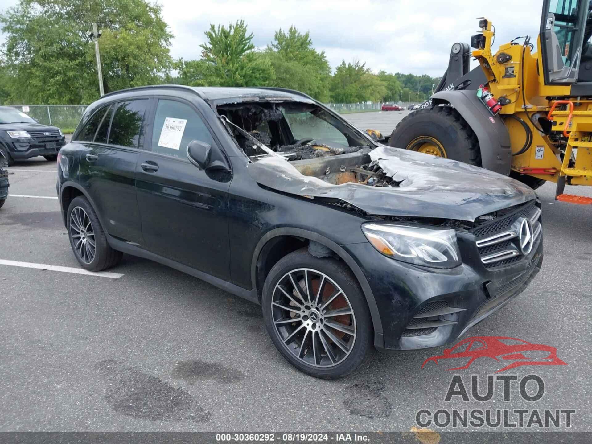 MERCEDES-BENZ GLC 300 2019 - WDC0G4KB6KV194440