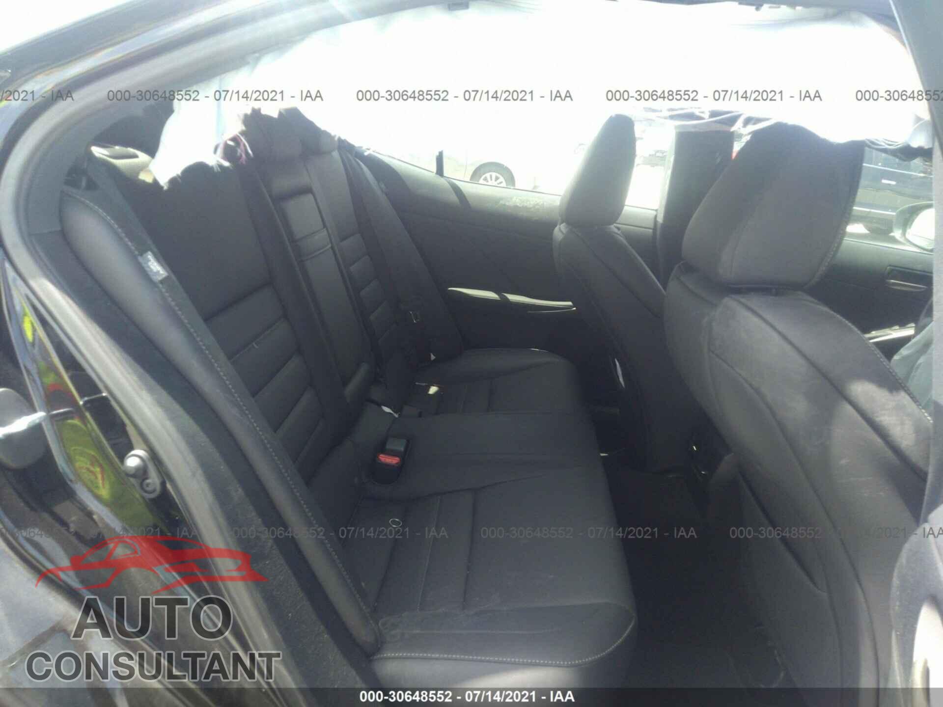 LEXUS IS 2020 - JTHGZ1B23L5037011
