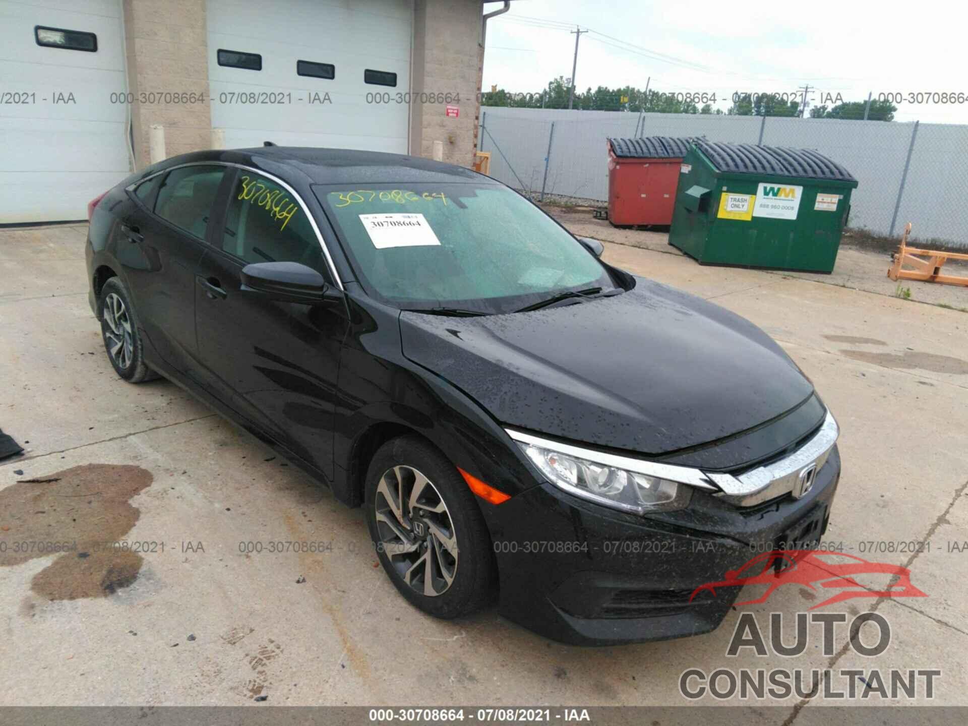 HONDA CIVIC SEDAN 2018 - 19XFC2F74JE036560