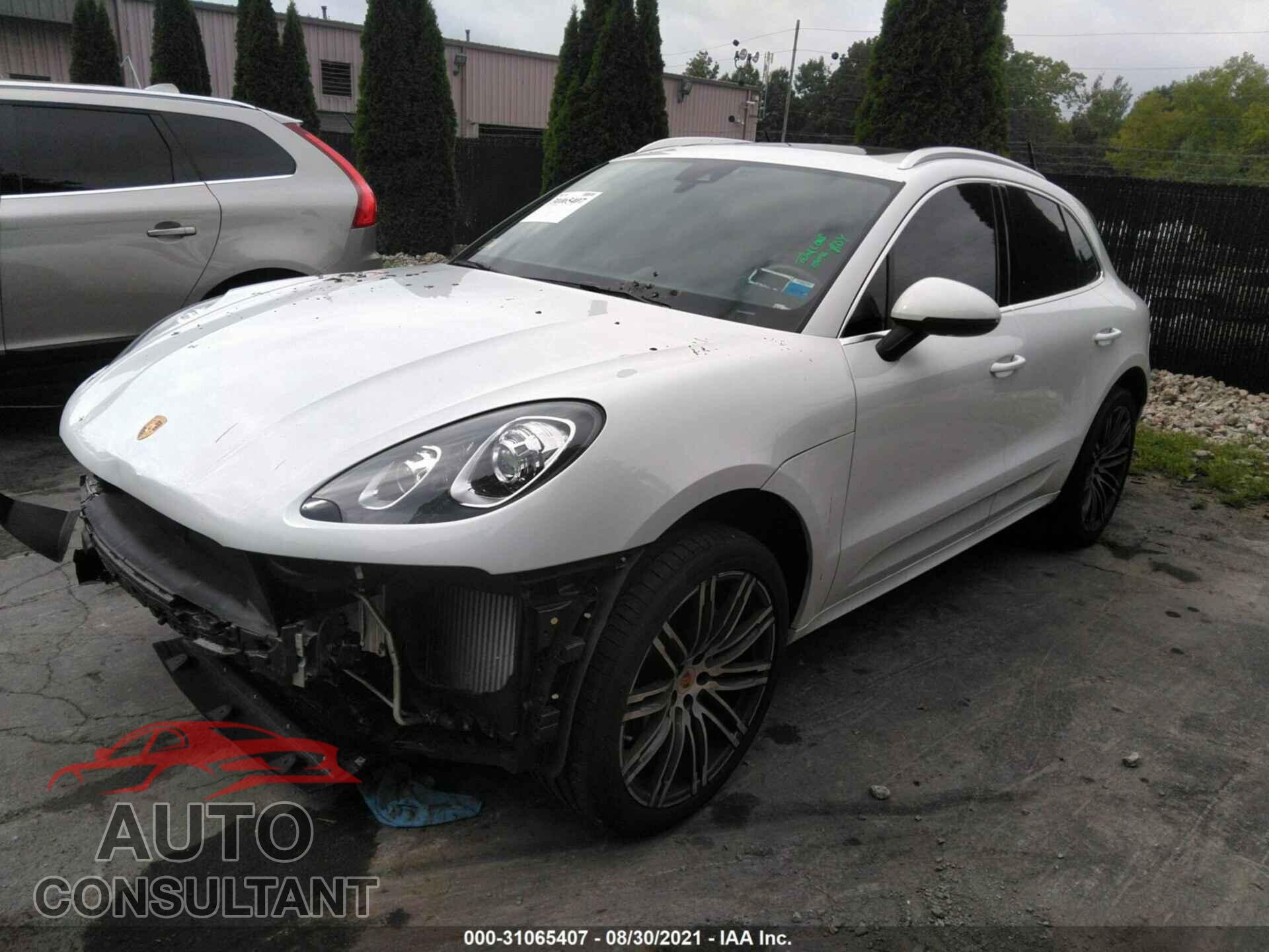 PORSCHE MACAN 2016 - WP1AF2A58GLB90095