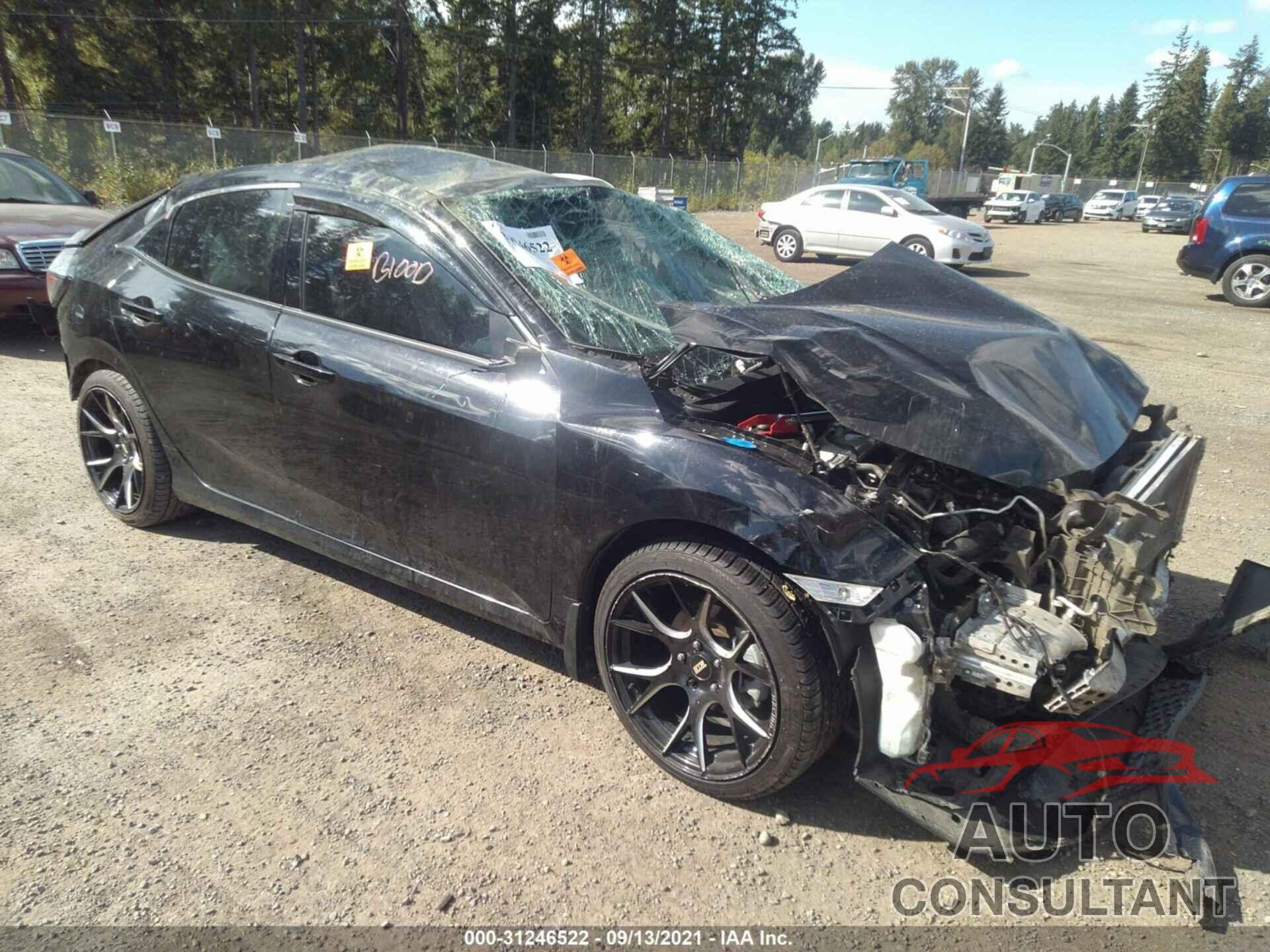 HONDA CIVIC HATCHBACK 2018 - SHHFK7H21JU216623