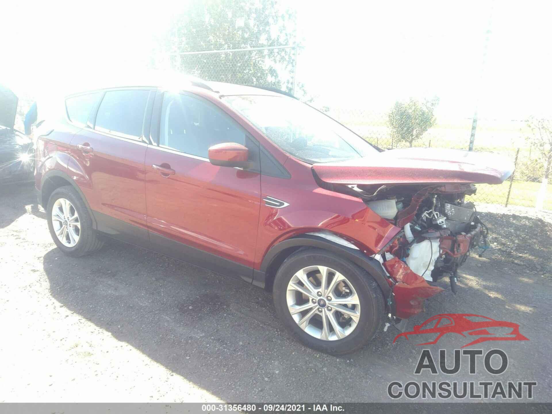 FORD ESCAPE 2018 - 1FMCU9GD7JUC30817