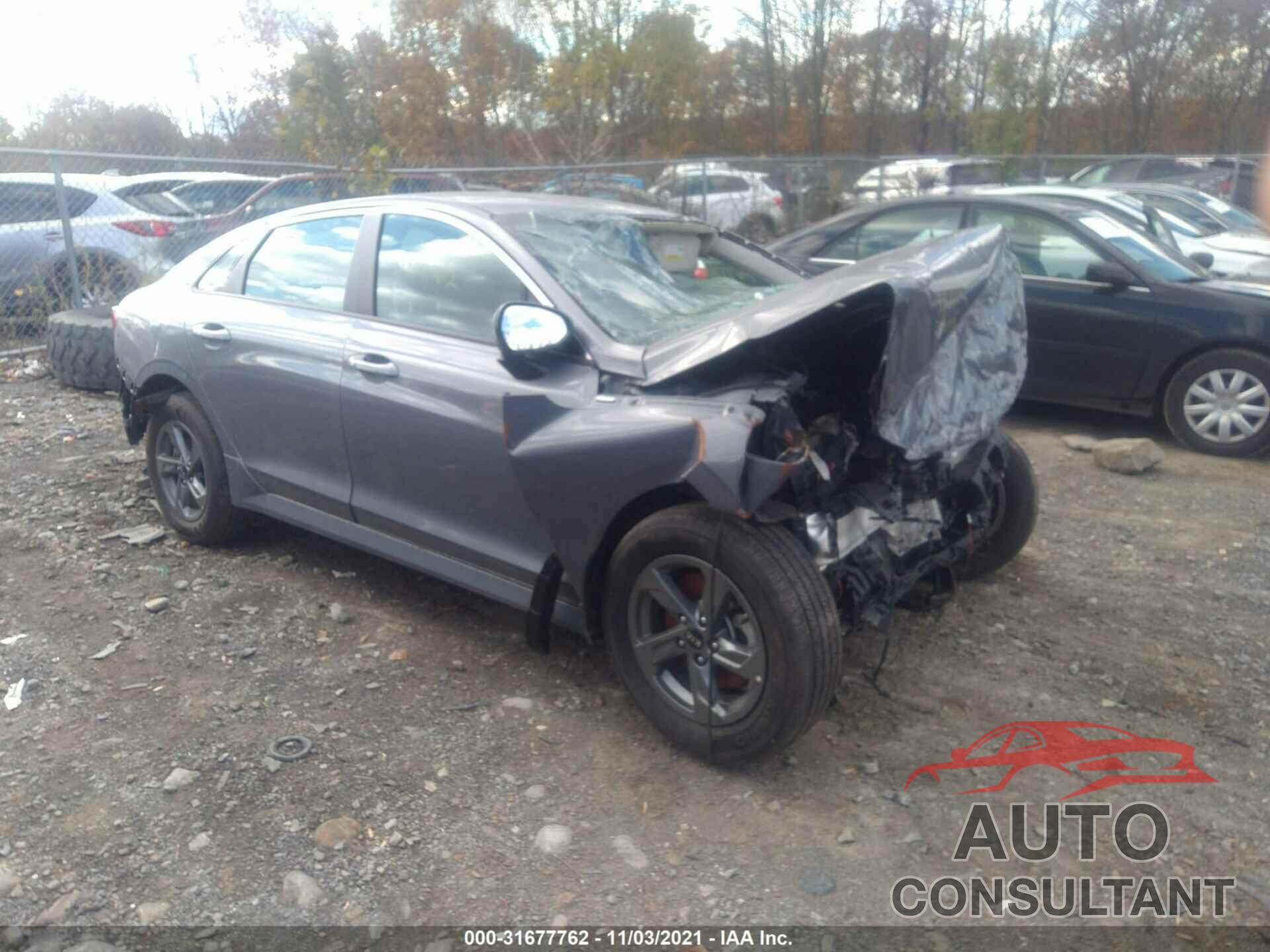 KIA K5 2021 - 5XXG14J27MG037456