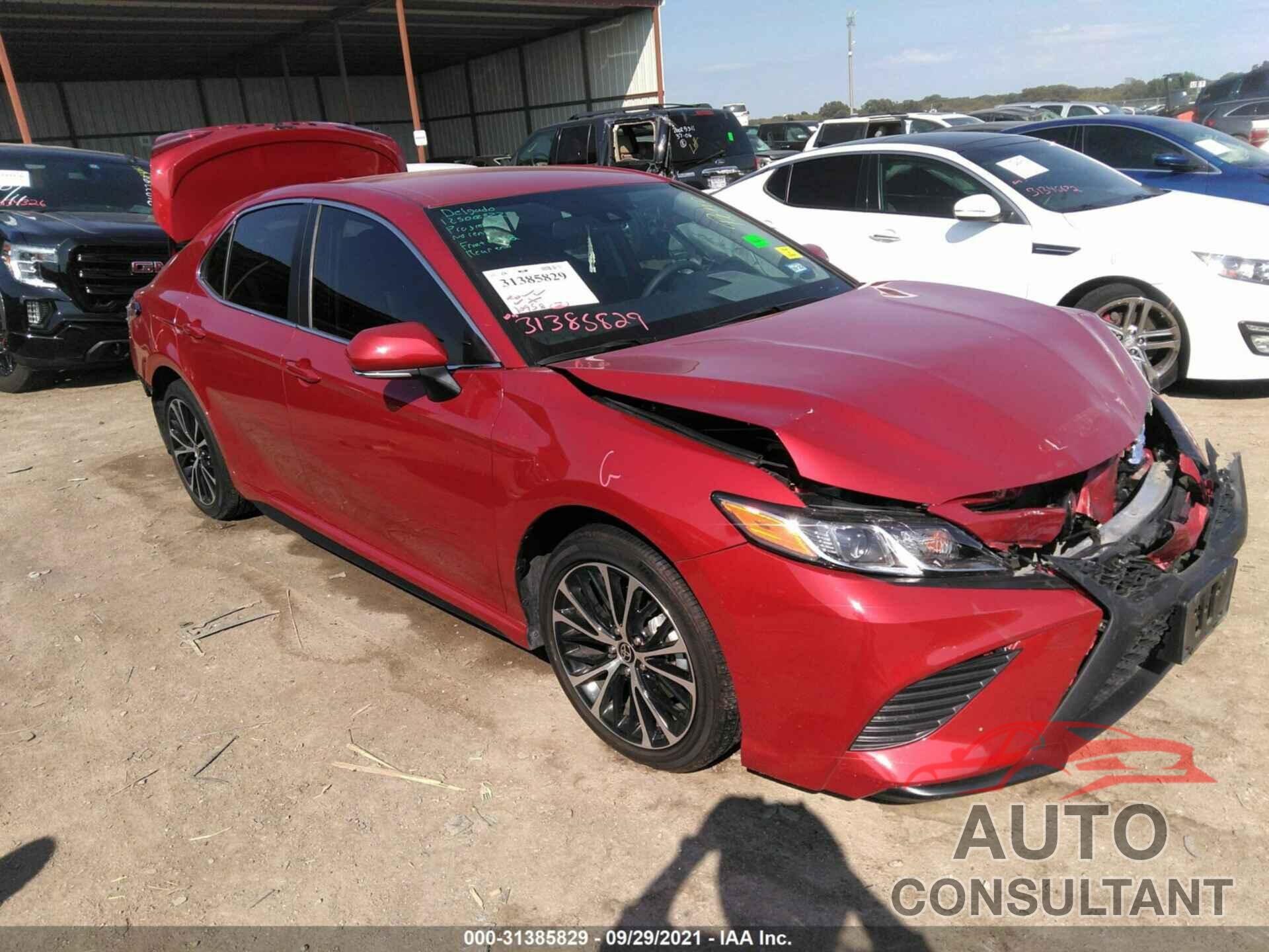 TOYOTA CAMRY 2020 - 4T1M11AK0LU390692