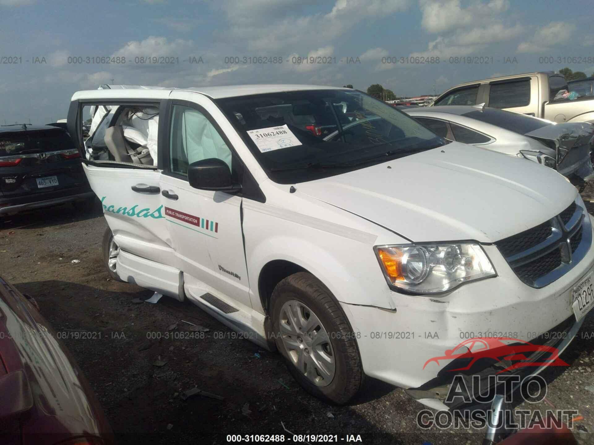 DODGE GRAND CARAVAN 2019 - 2C7WDGBG7KR779412