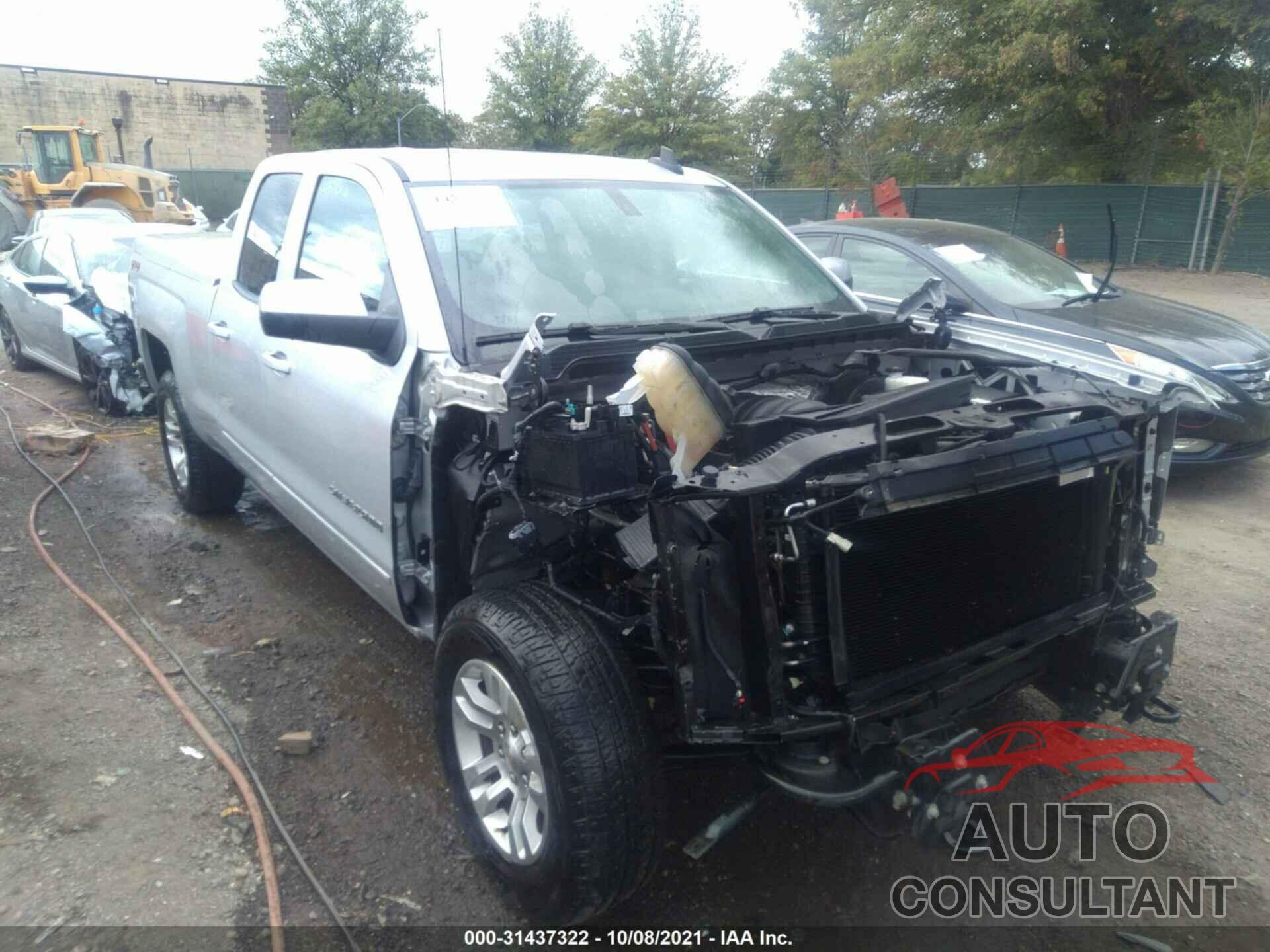 CHEVROLET SILVERADO 1500 2018 - 1GCVKREC3JZ294806