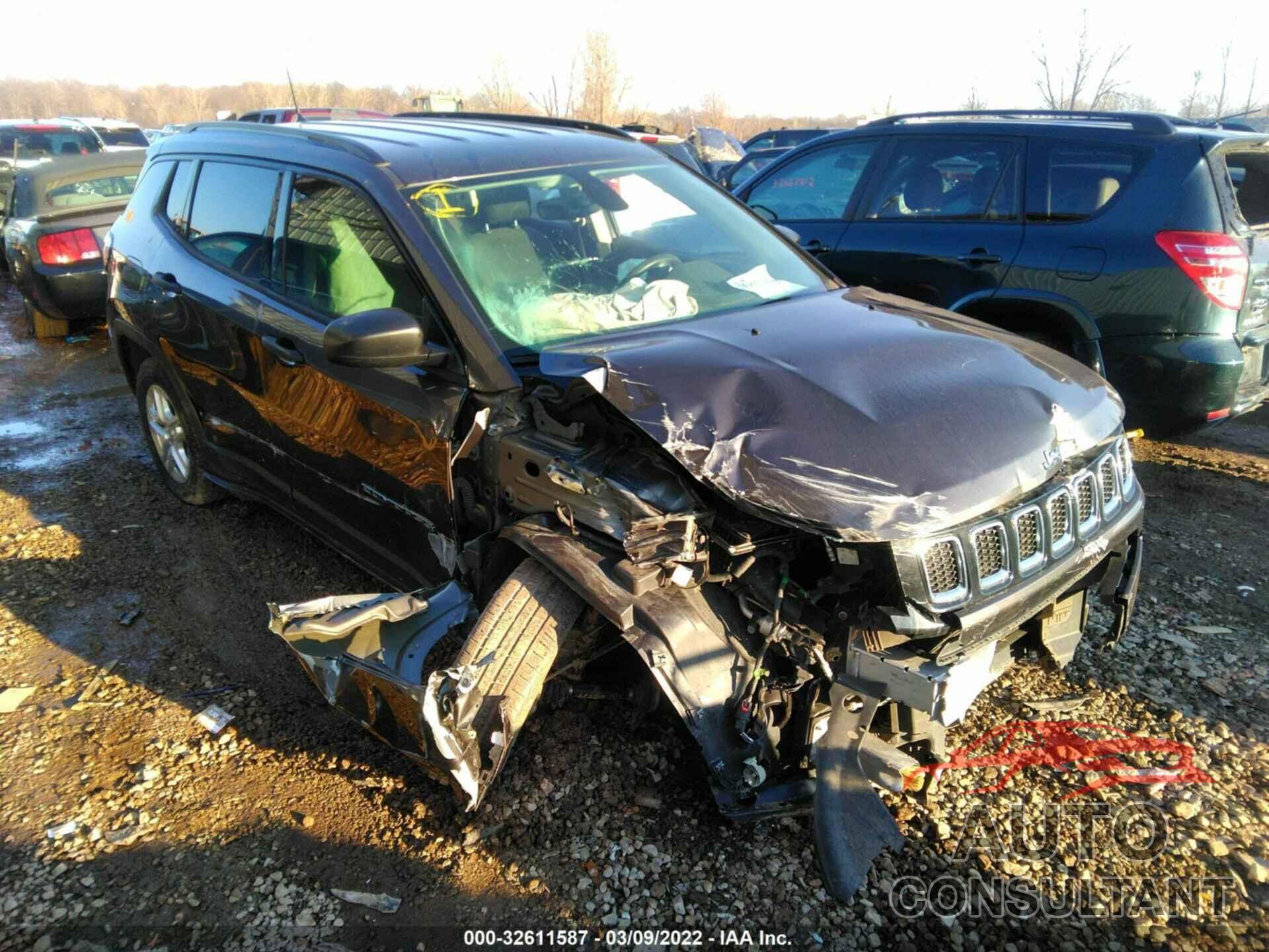 JEEP COMPASS 2018 - 3C4NJDAB0JT211861