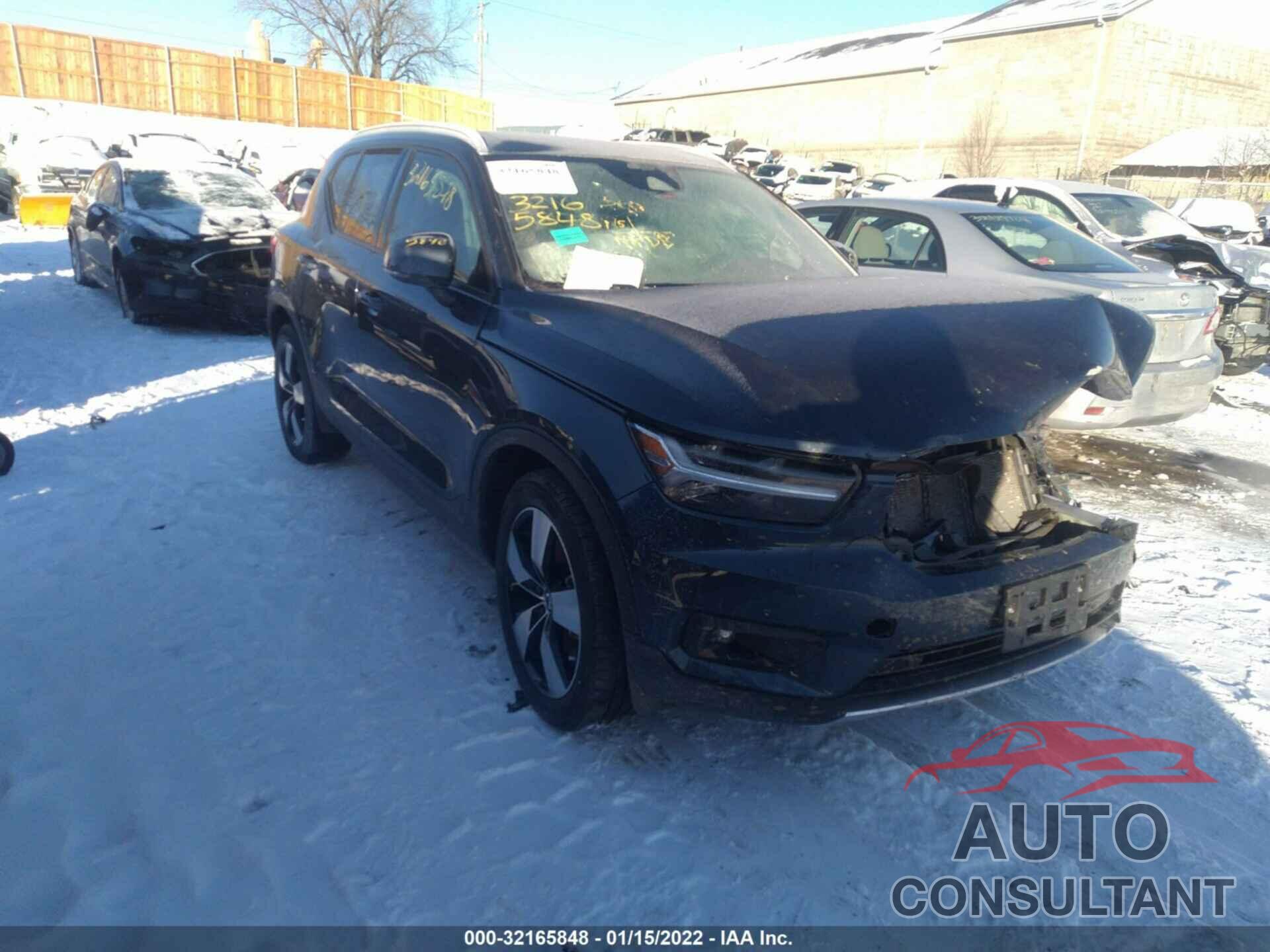 VOLVO XC40 2021 - YV4162UK0M2424831