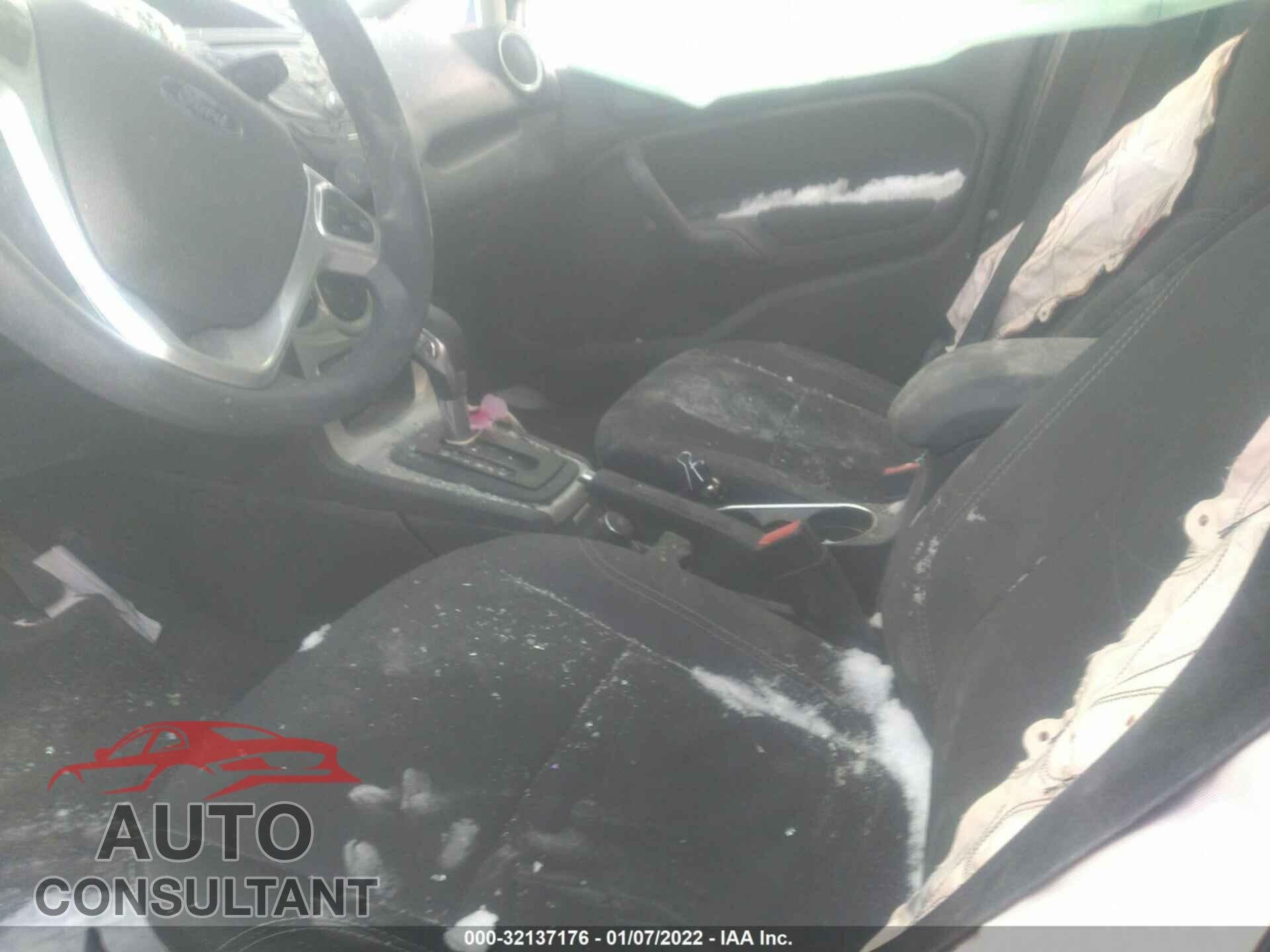 FORD FIESTA 2017 - 3FADP4EJ9HM168935