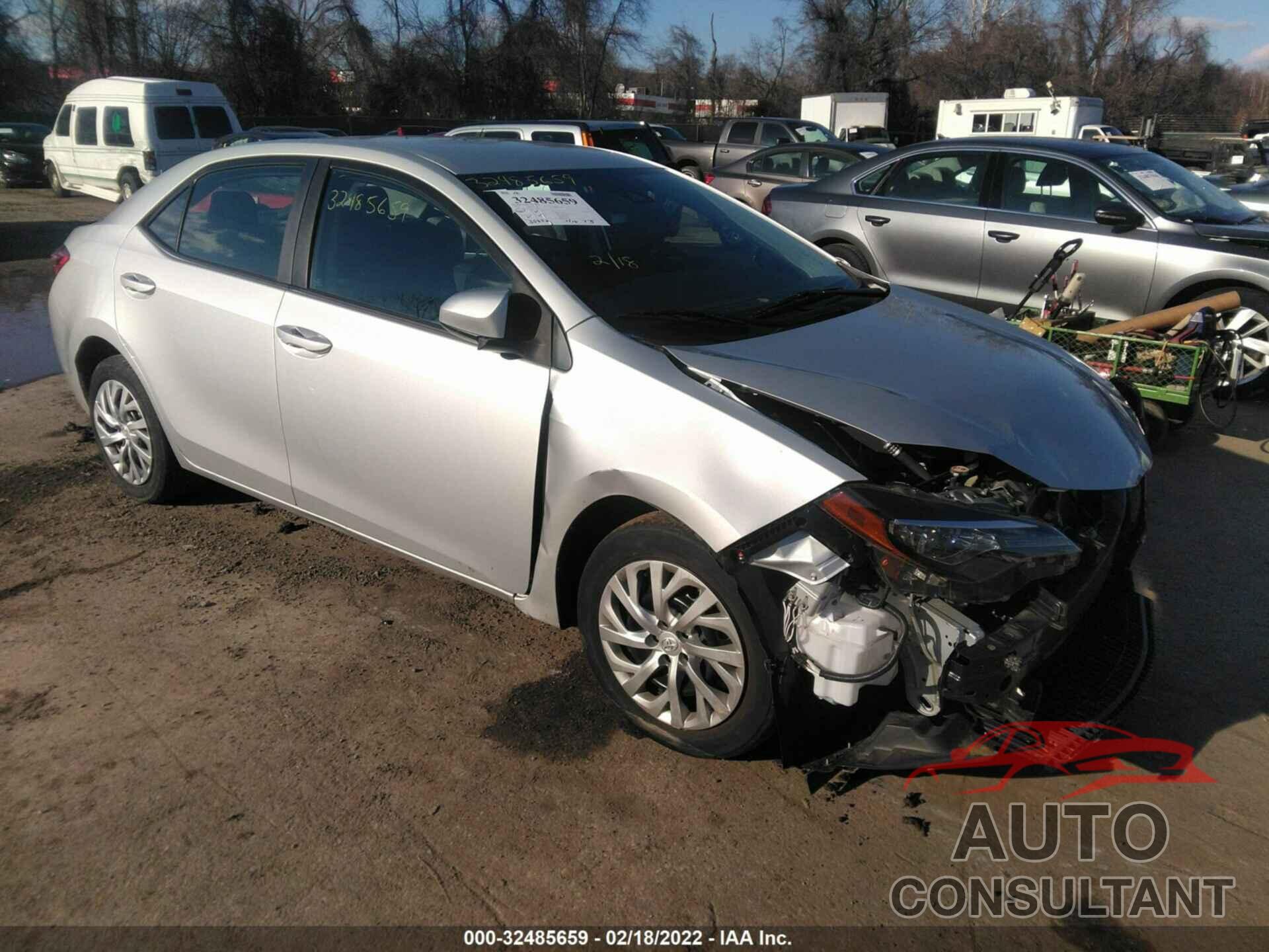 TOYOTA COROLLA 2018 - 2T1BURHE5JC113919