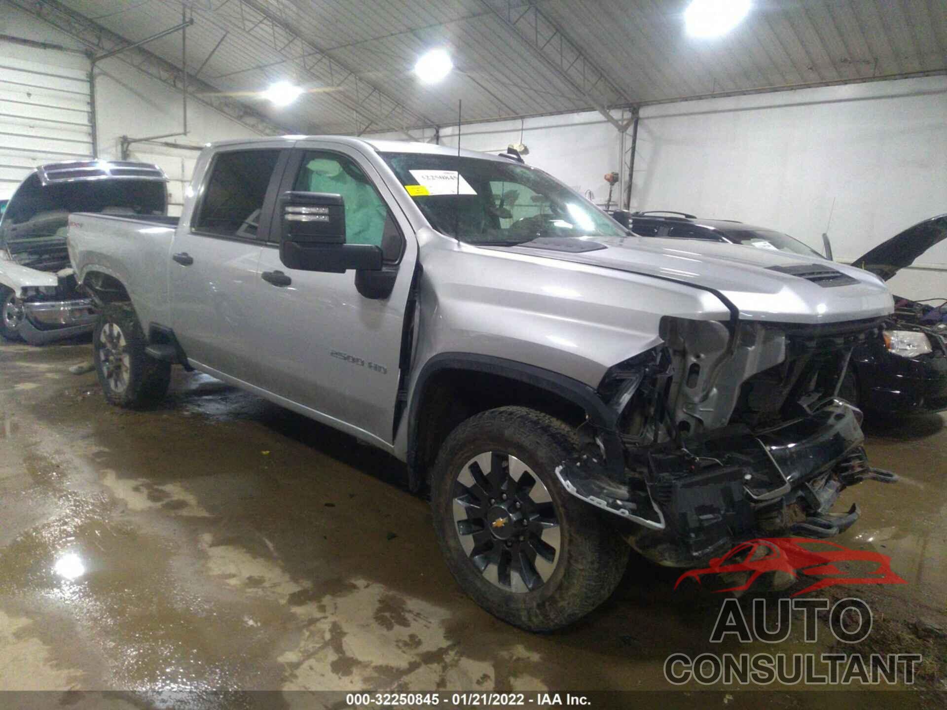 CHEVROLET SILVERADO 2500HD 2021 - 1GC4YME74MF218923