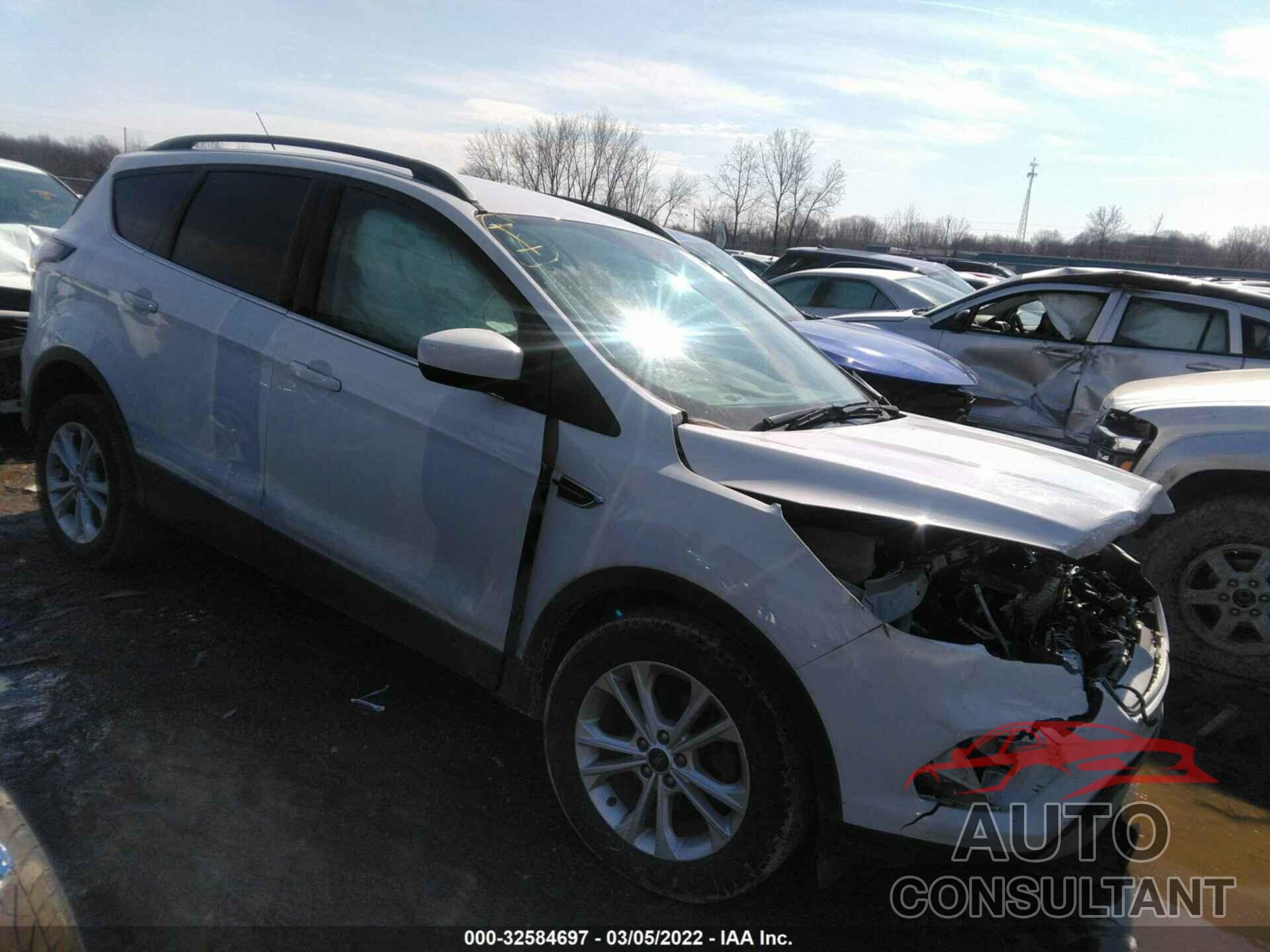 FORD ESCAPE 2017 - 1FMCU0GD1HUE06489