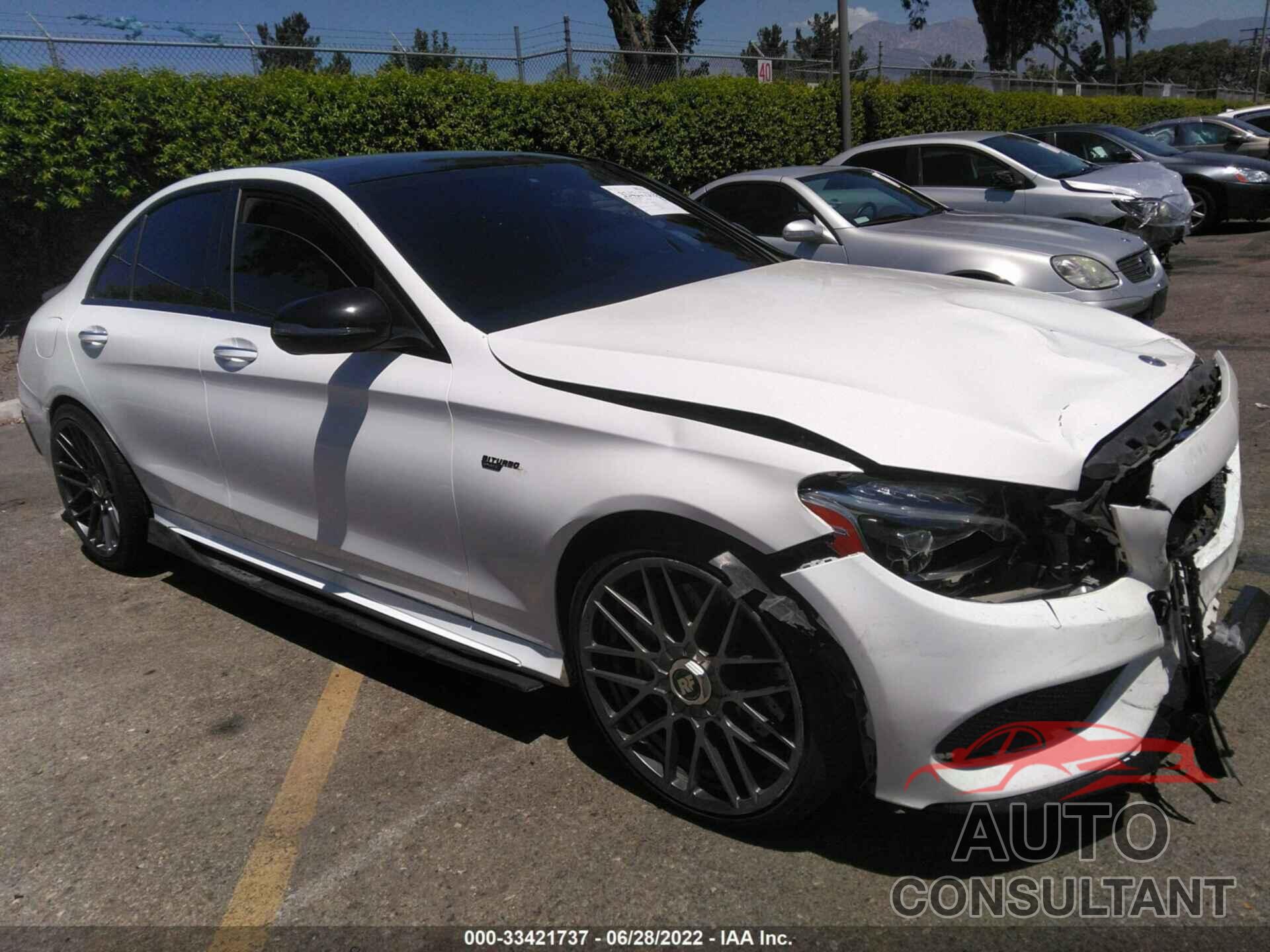 MERCEDES-BENZ C-CLASS 2018 - 55SWF6EB0JU244478