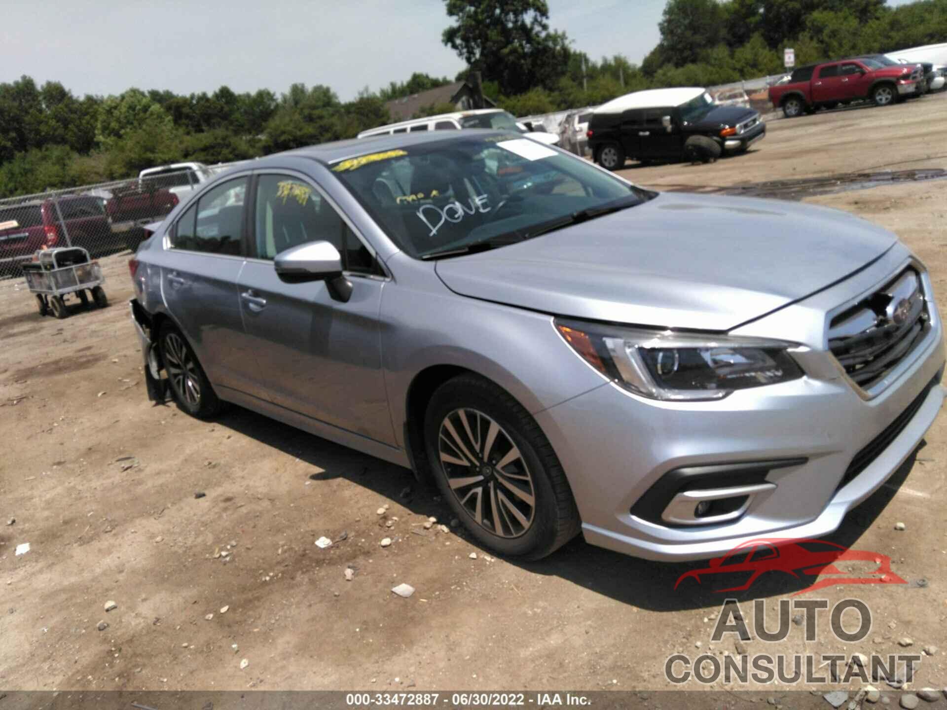 SUBARU LEGACY 2018 - 4S3BNAH66J3009892