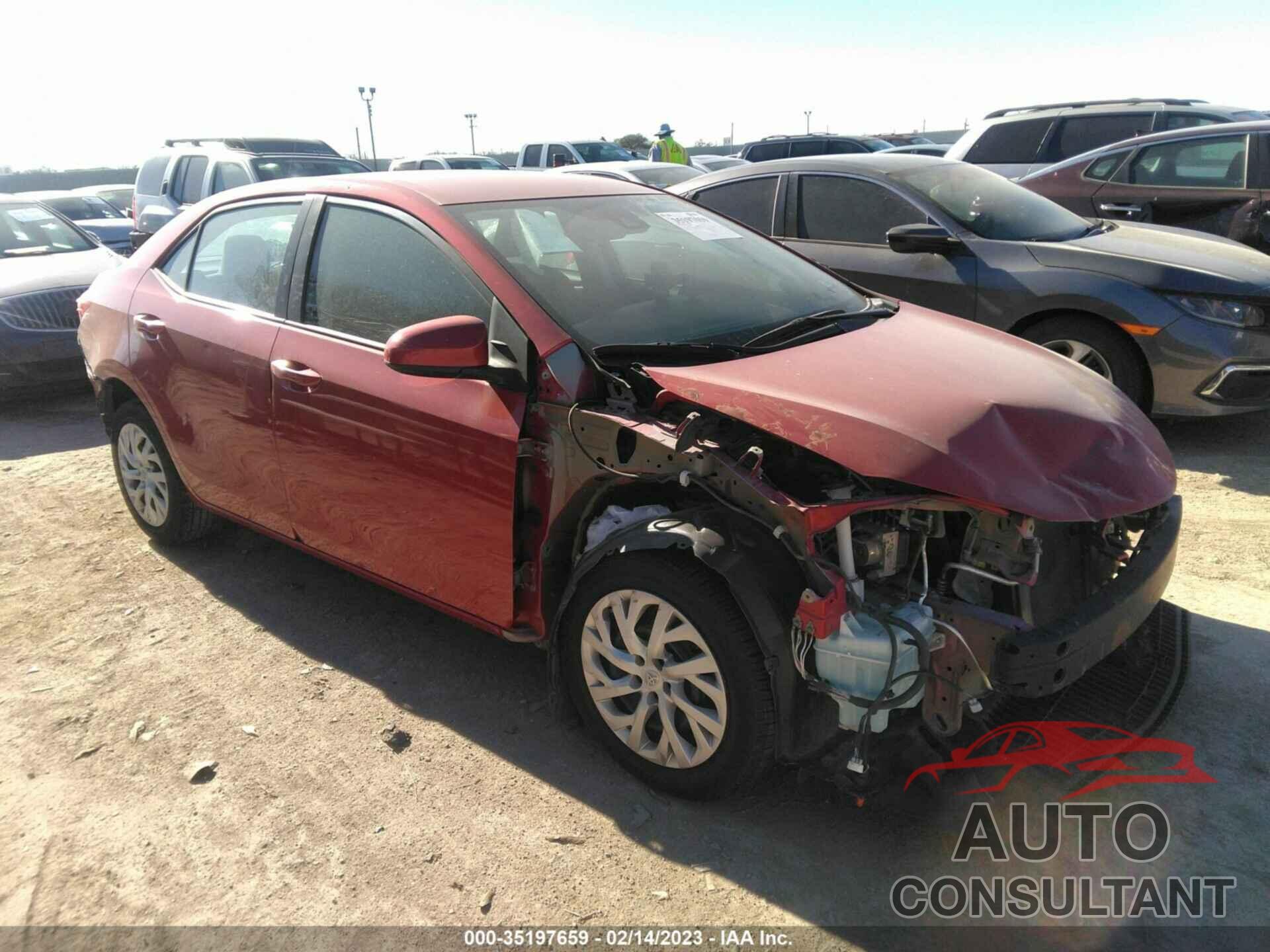 TOYOTA COROLLA 2018 - 5YFBURHE5JP750471