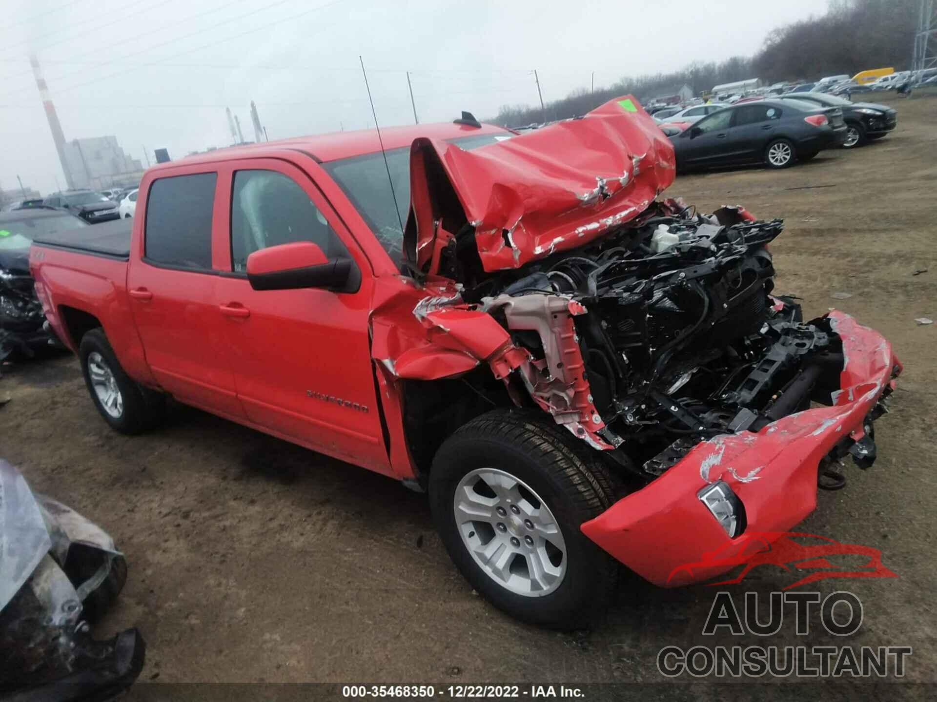 CHEVROLET SILVERADO 1500 2018 - 3GCUKREC3JG142102