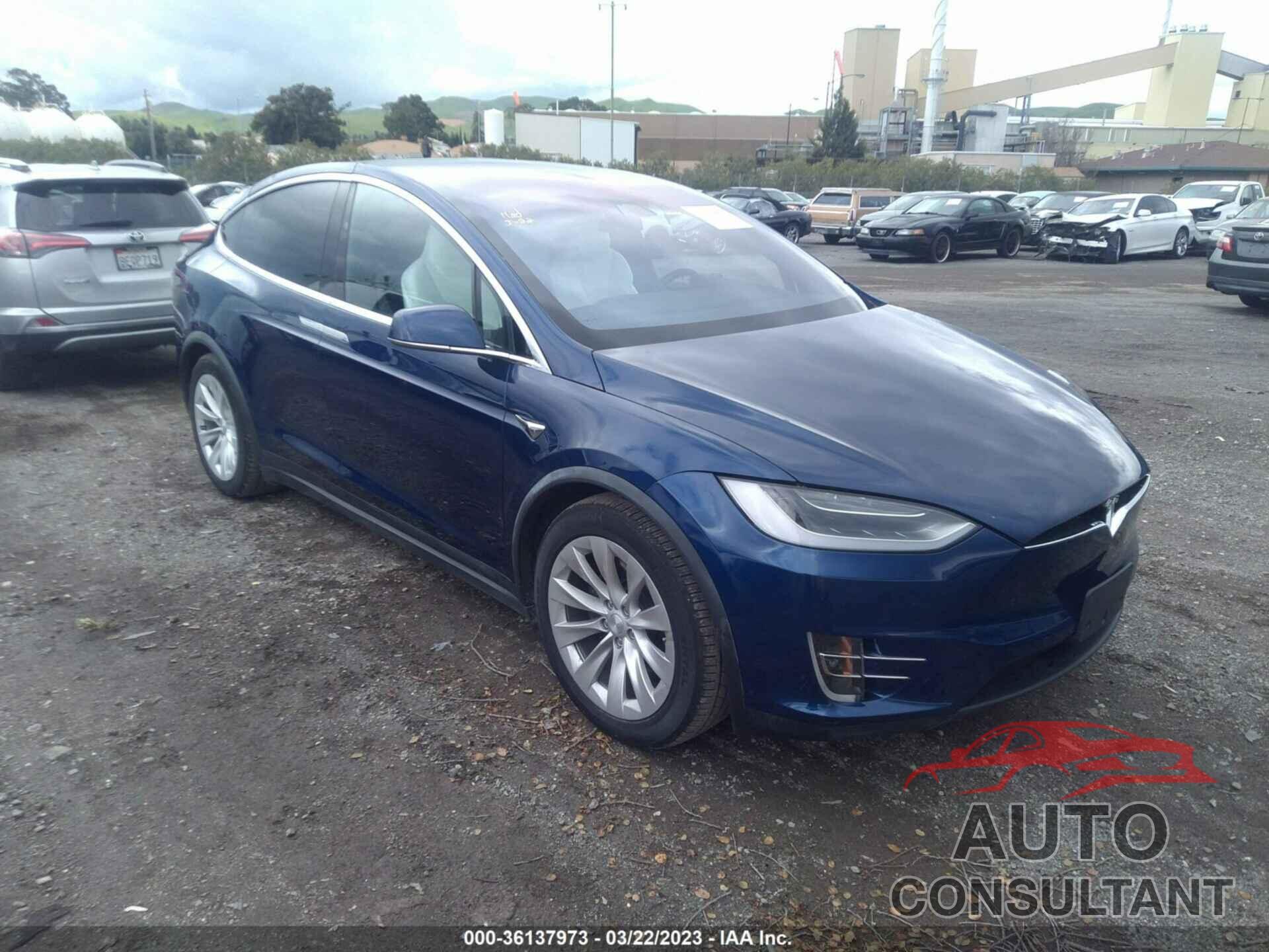 TESLA MODEL X 2017 - 5YJXCBE20HF055380