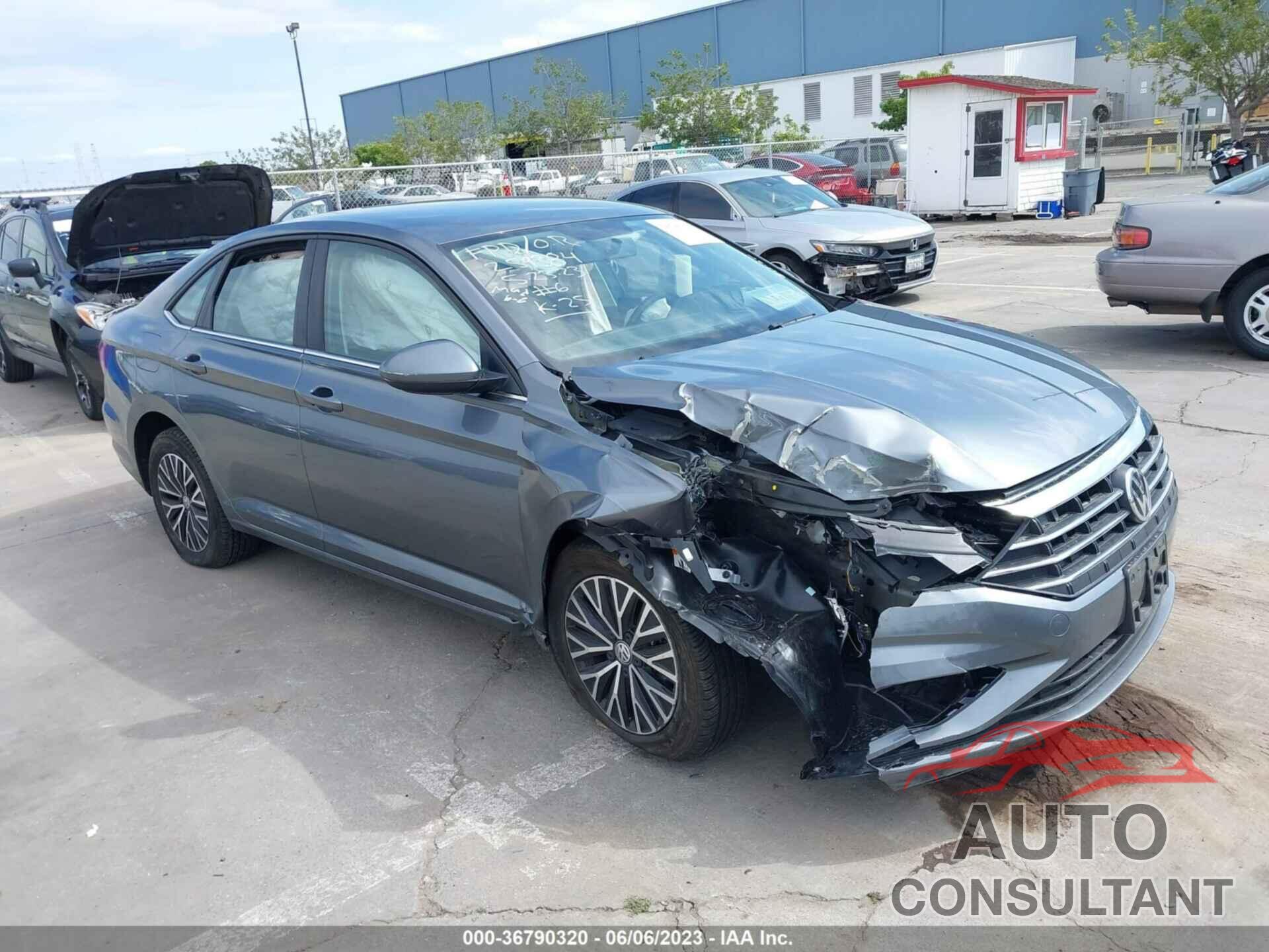 VOLKSWAGEN JETTA 2021 - 3VWC57BU8MM052130