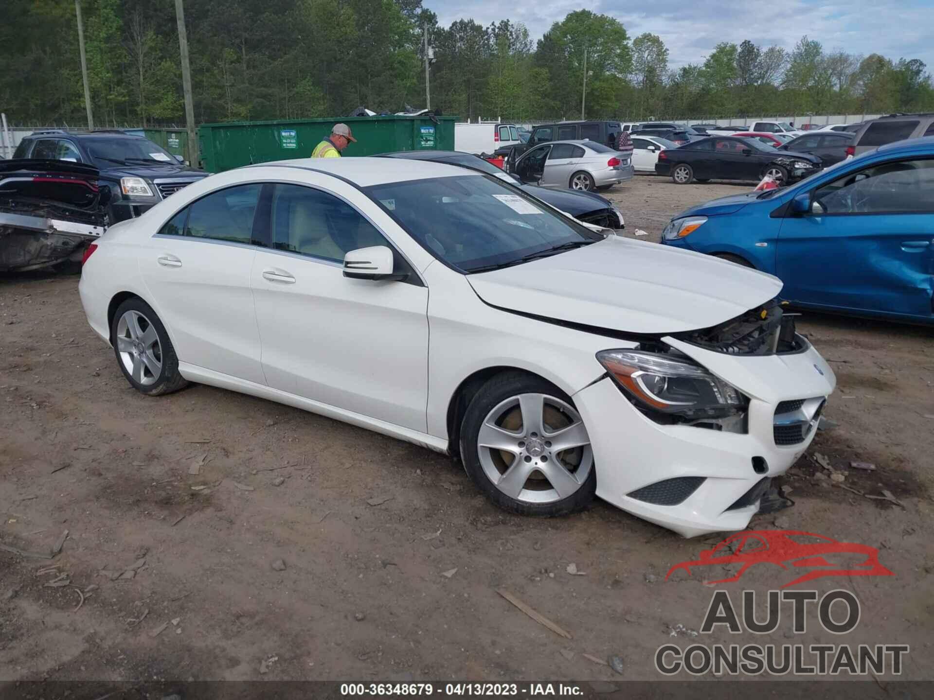 MERCEDES-BENZ CLA-CLASS 2015 - WDDSJ4EB8FN183592