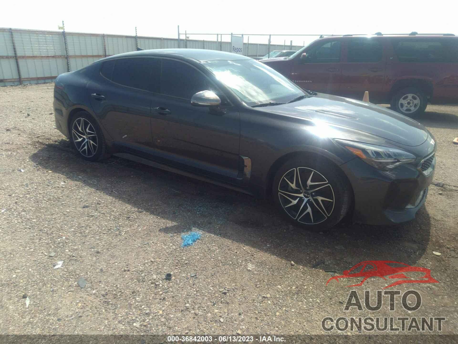 KIA STINGER 2022 - KNAE35LD8N6112202