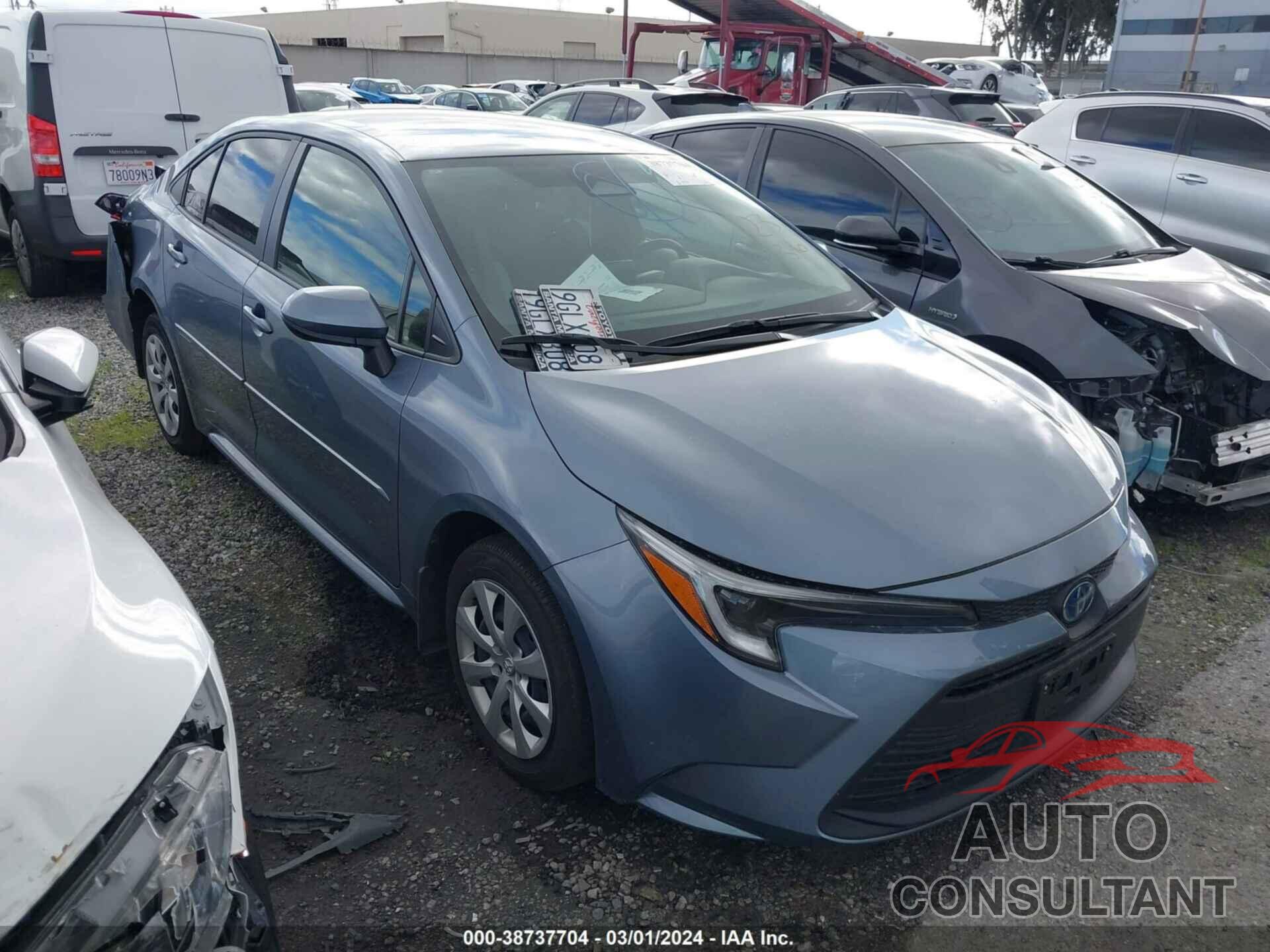 TOYOTA COROLLA 2023 - JTDBCMFE0PJ005794